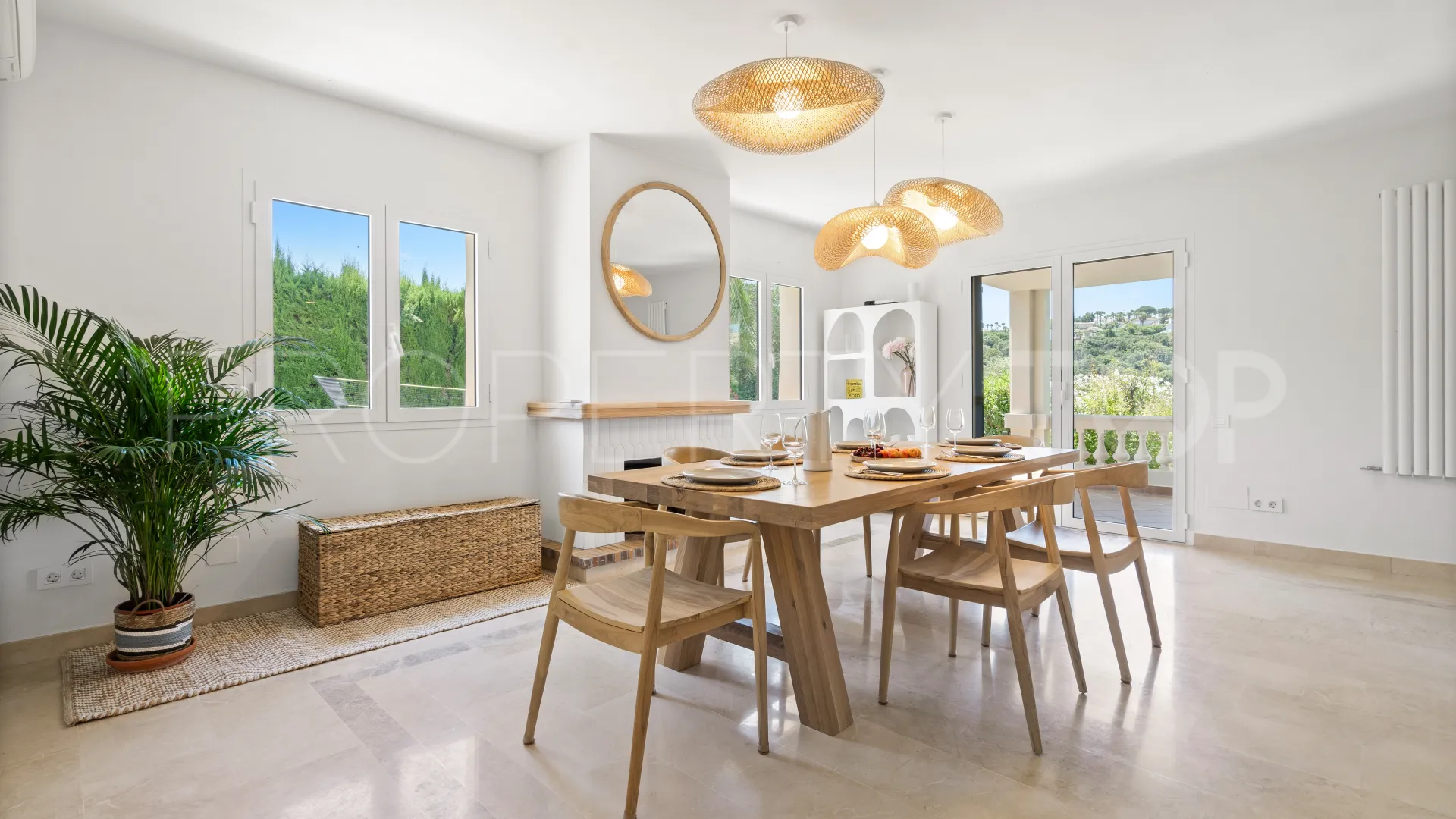 For sale semi detached house in Sotogrande Alto