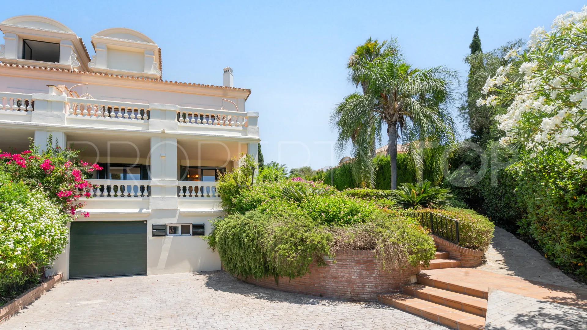 For sale semi detached house in Sotogrande Alto