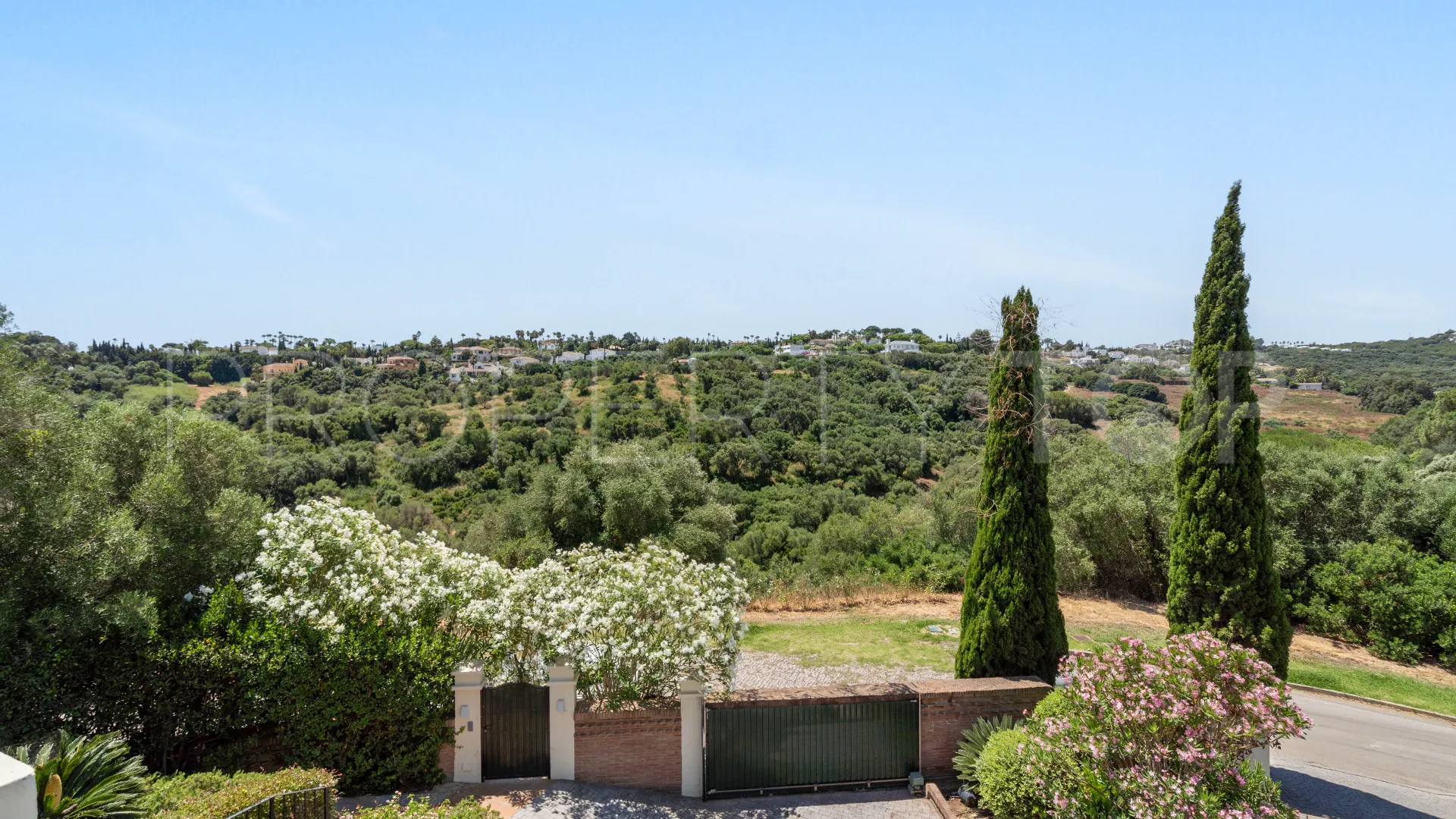 For sale semi detached house in Sotogrande Alto