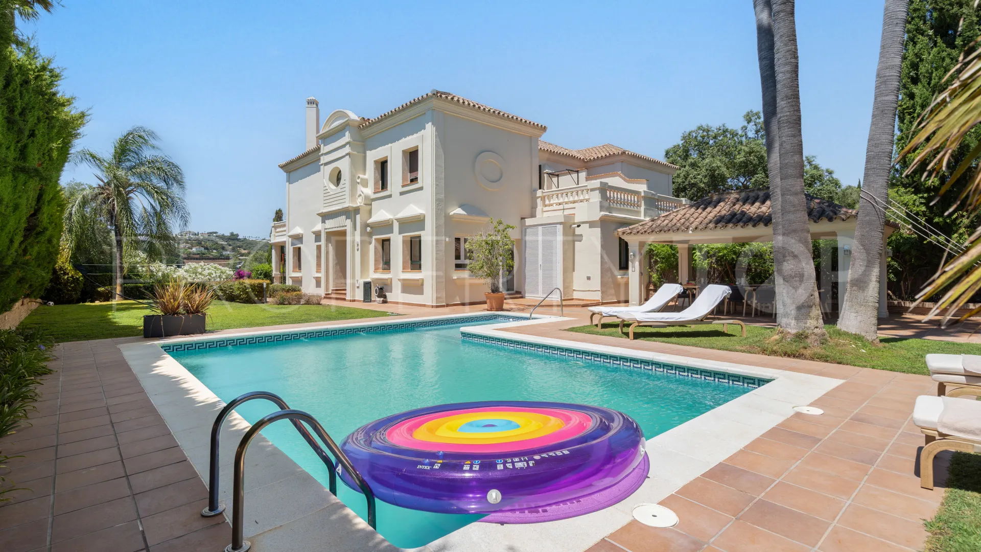 For sale semi detached house in Sotogrande Alto