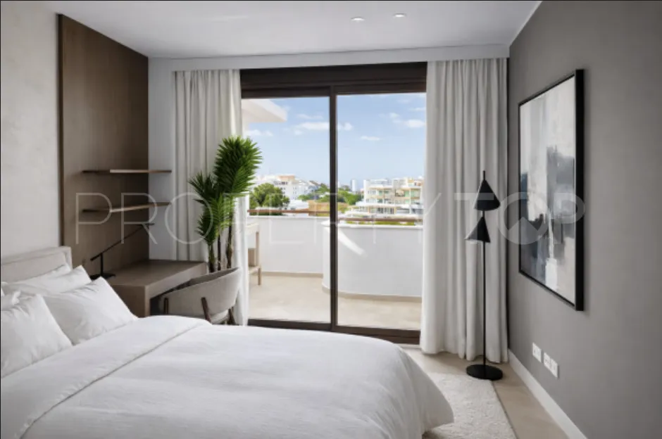 Estepona, apartamento de 3 dormitorios en venta