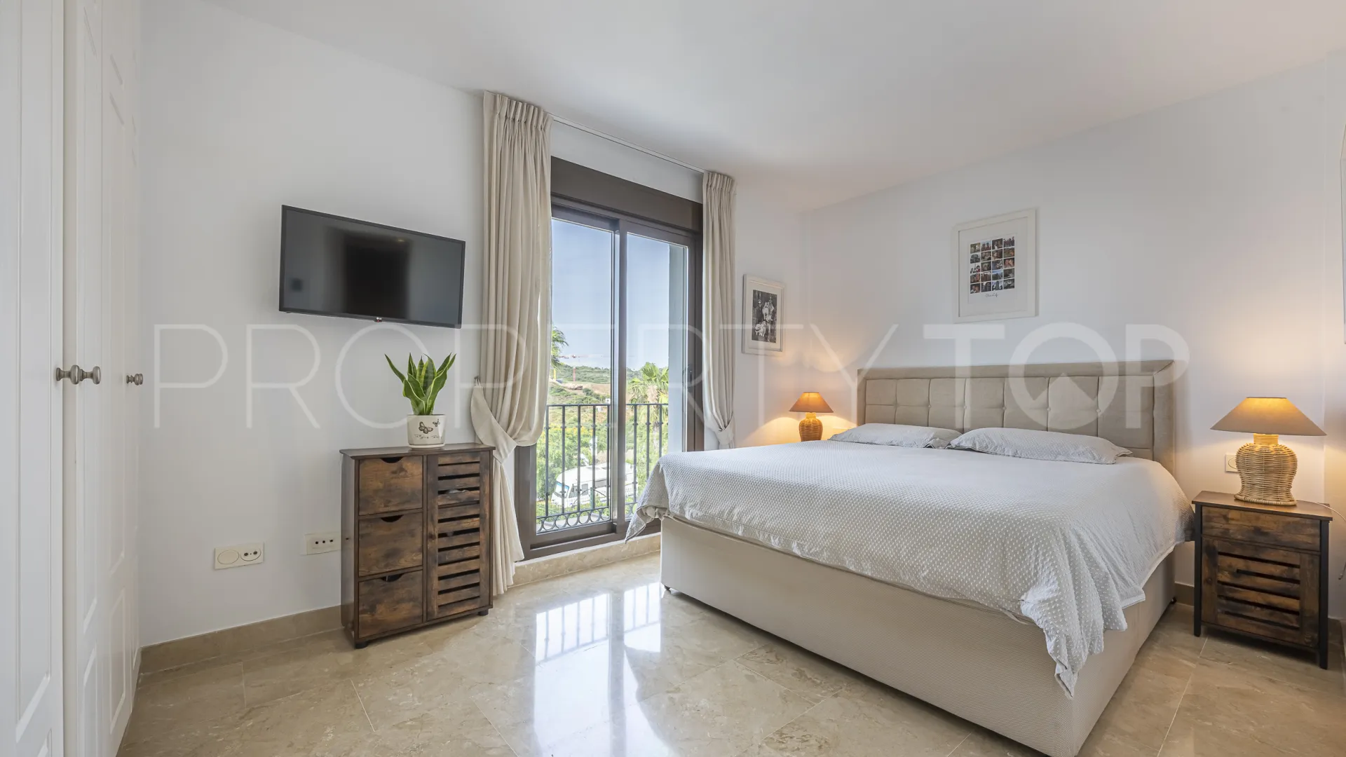 Town house with 3 bedrooms for sale in Alcaidesa Costa