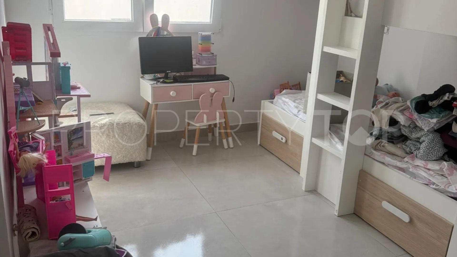 Comprar casa con 3 dormitorios en Hacienda Guadalupe