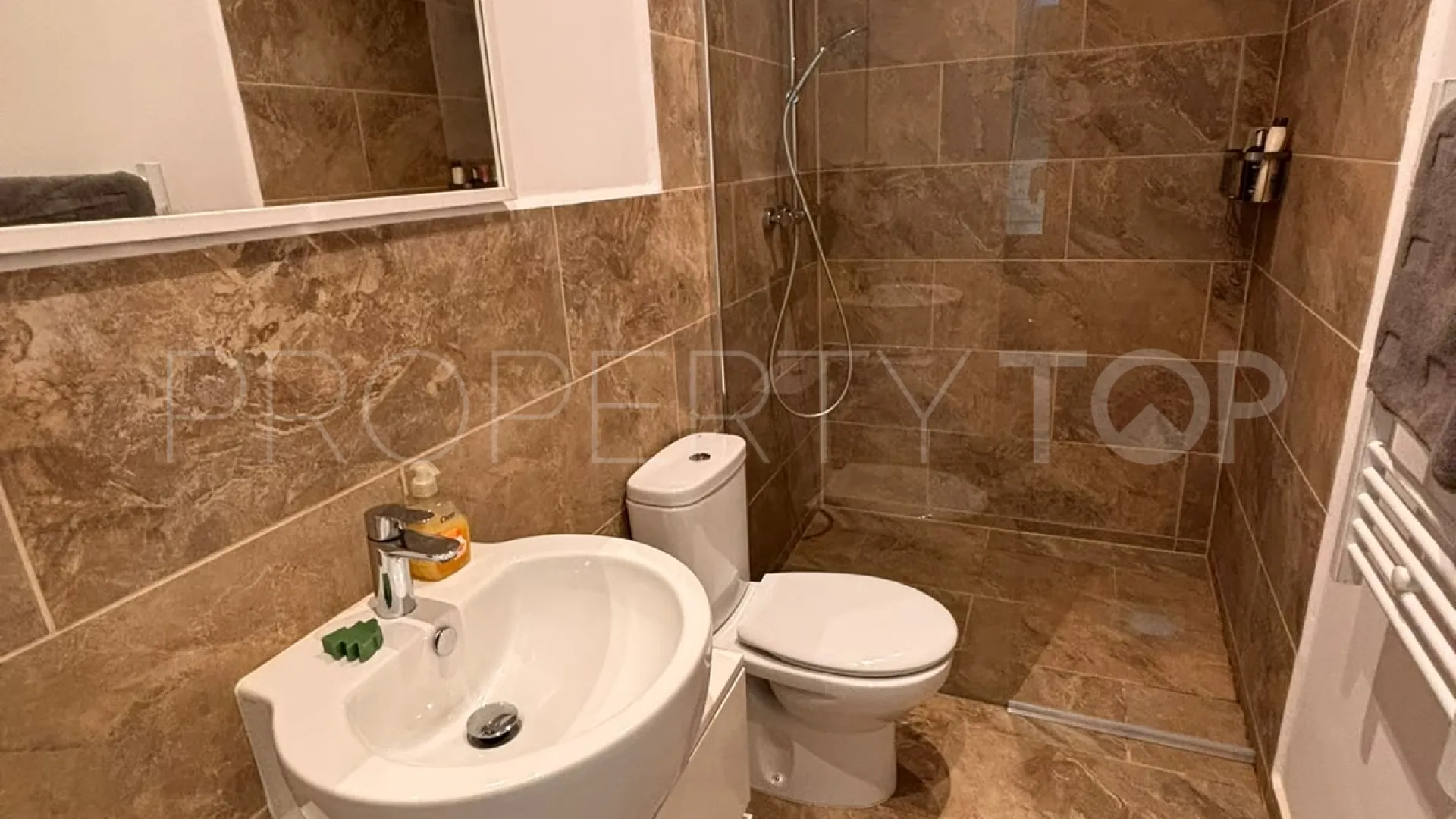 Pareado en venta con 3 dormitorios en San Enrique de Guadiaro