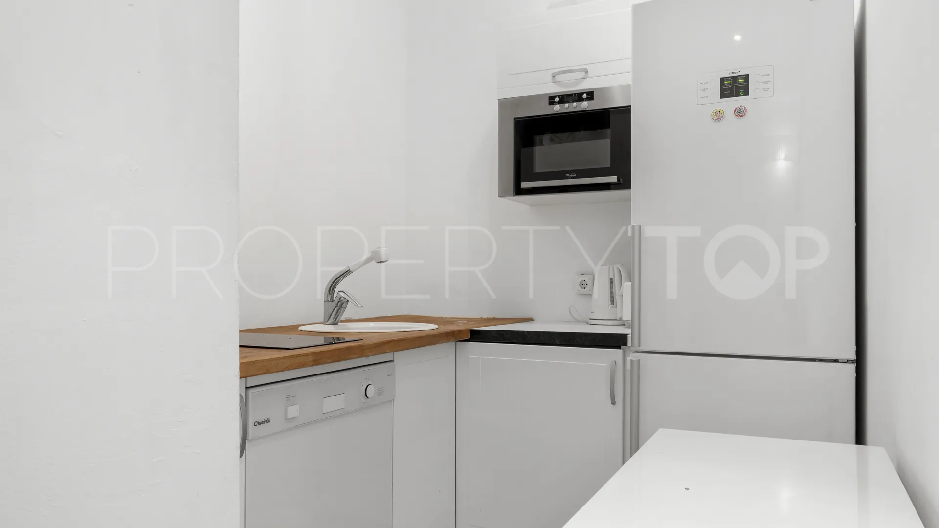 Apartamento en venta en Marbella - Puerto Banus de 2 dormitorios