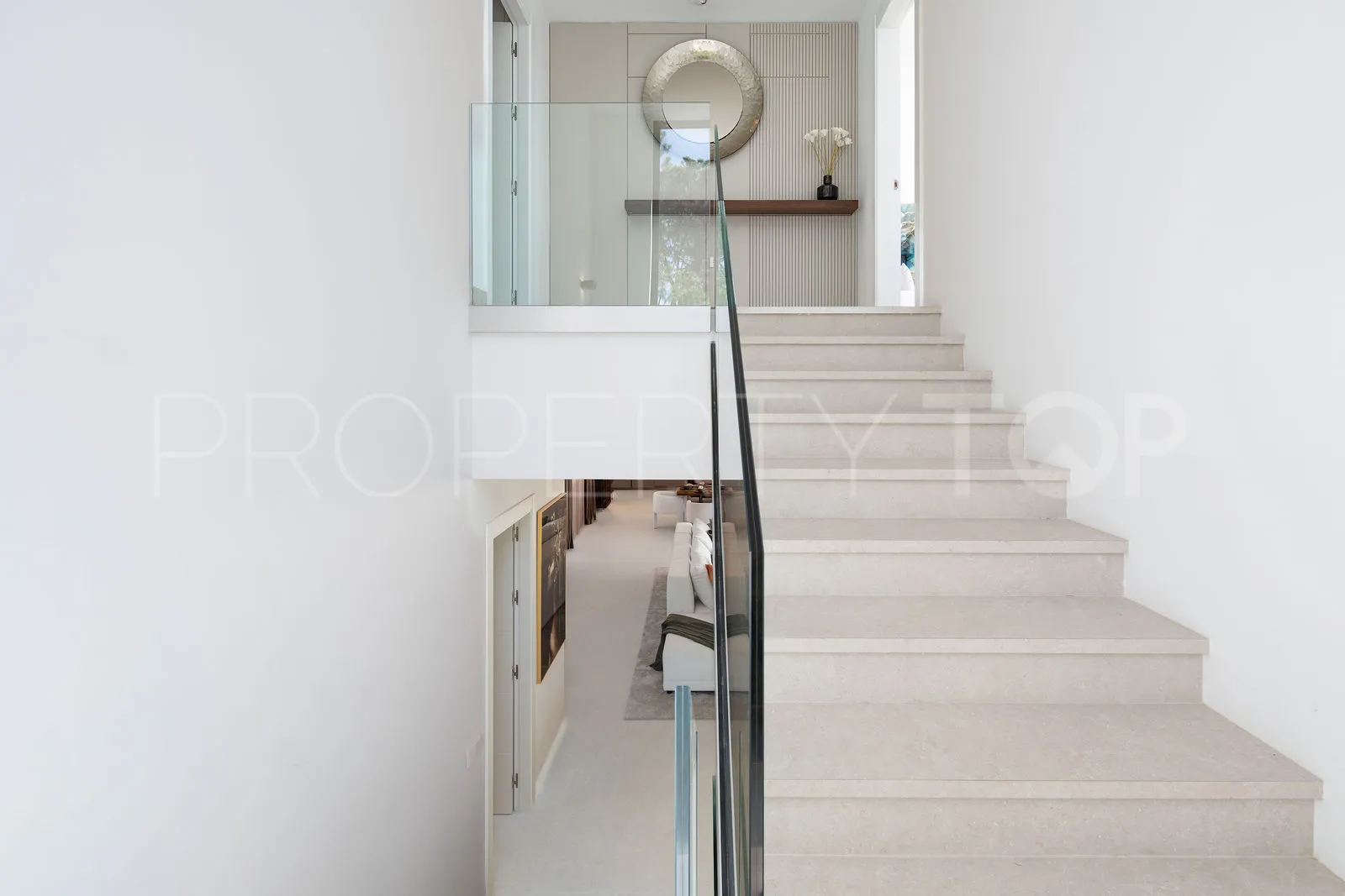 Se vende casa en Elviria