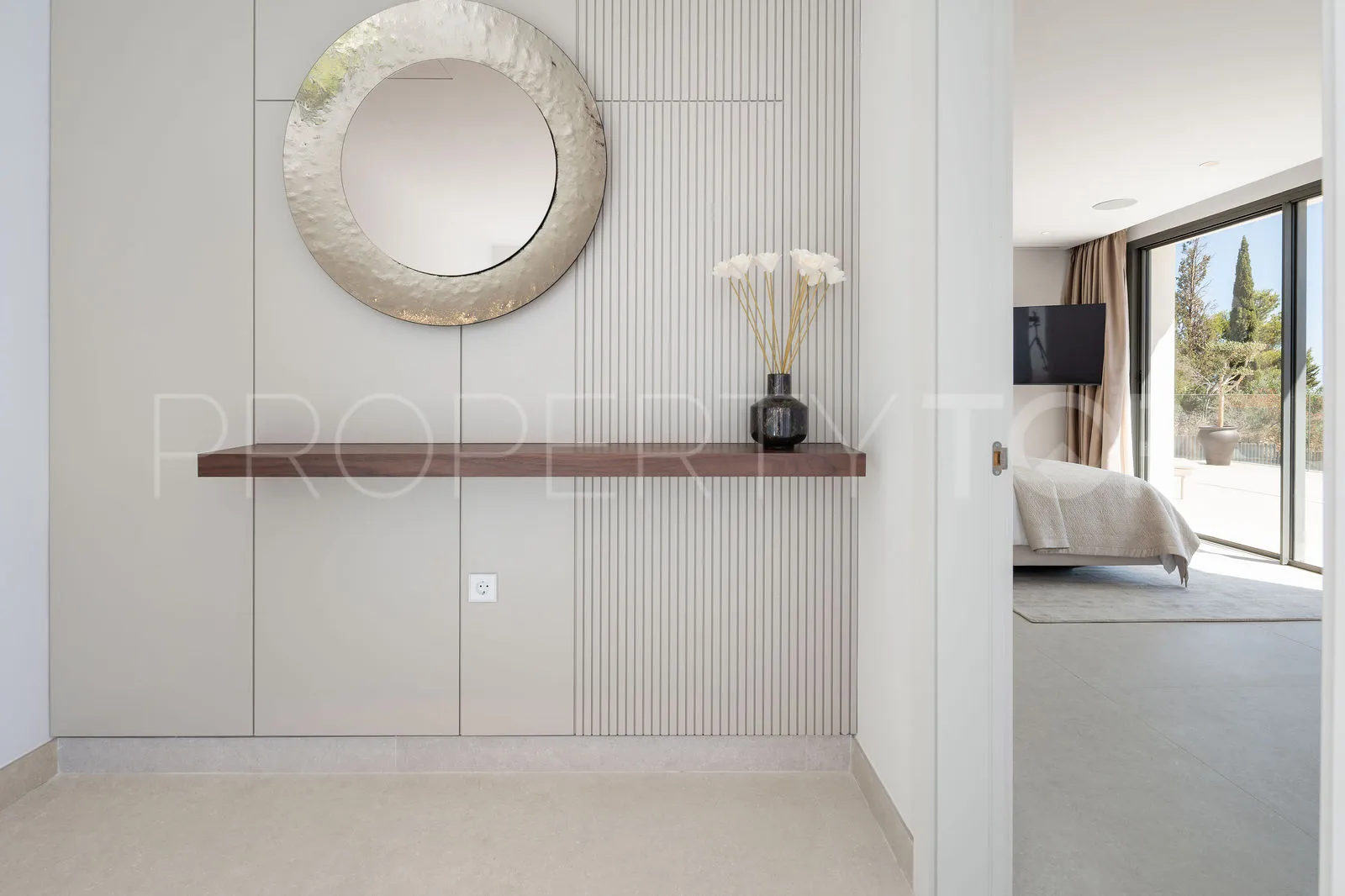 Se vende casa en Elviria