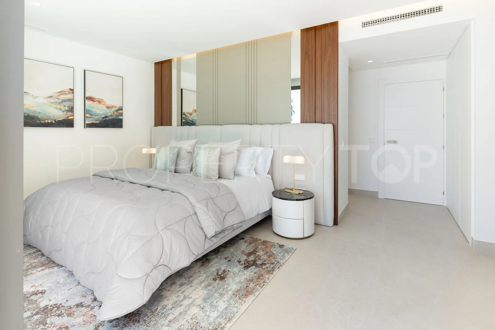 Se vende casa en Elviria