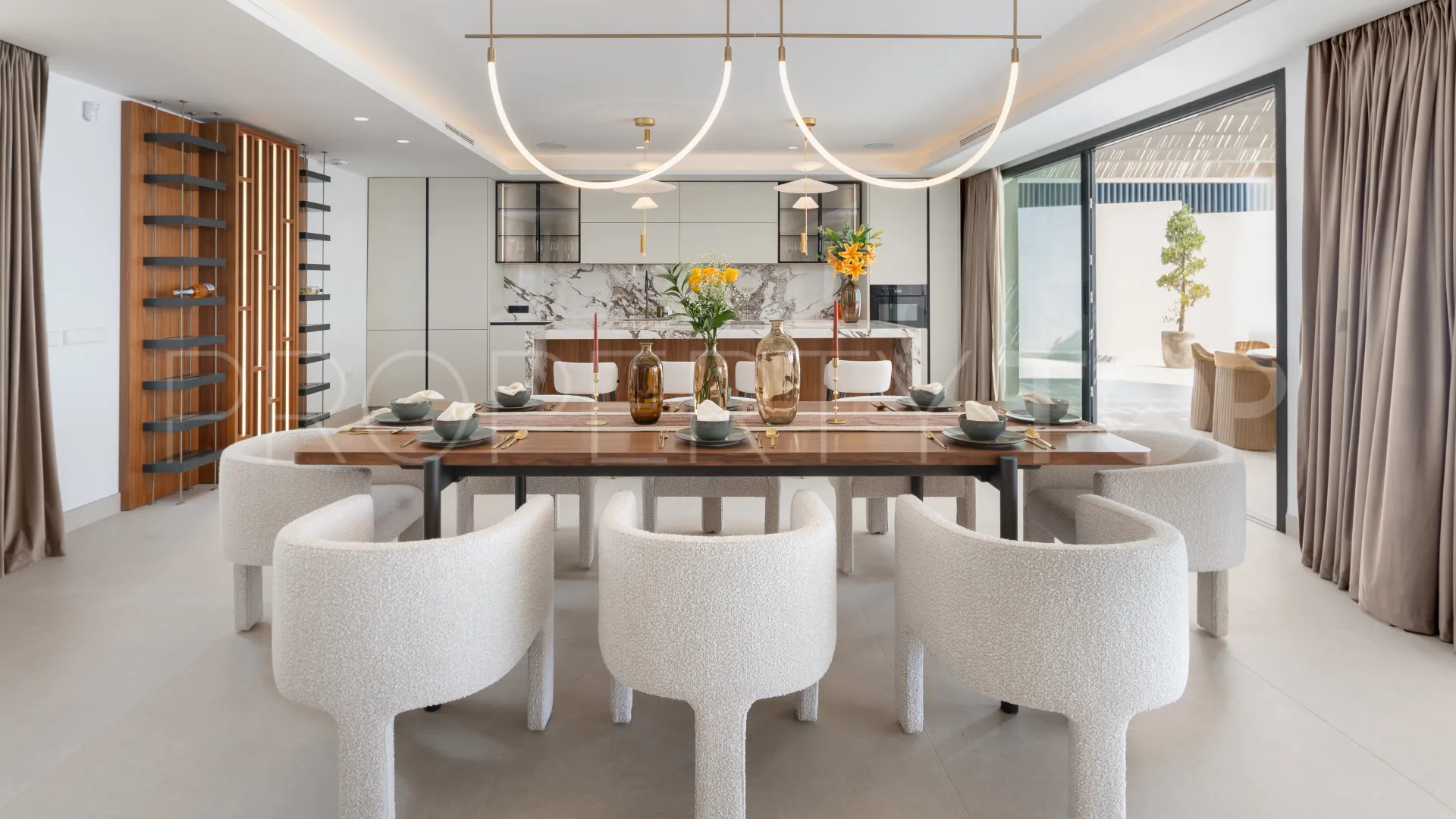 Se vende casa en Elviria