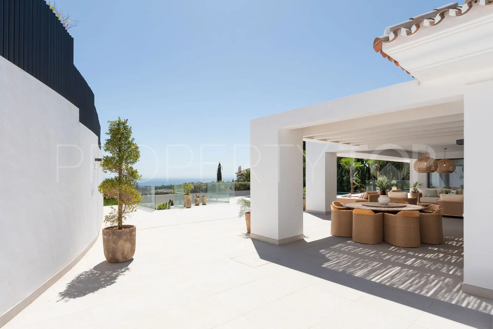 Se vende casa en Elviria
