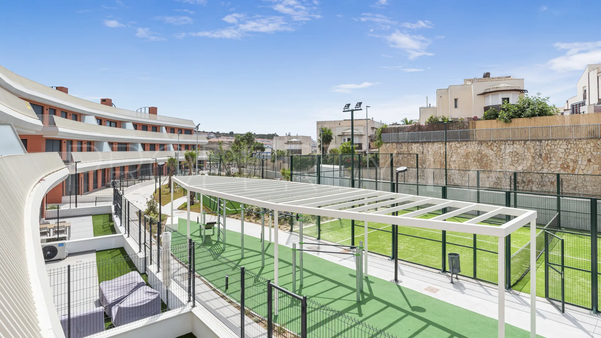 Apartamento en venta de 2 dormitorios en Mijas
