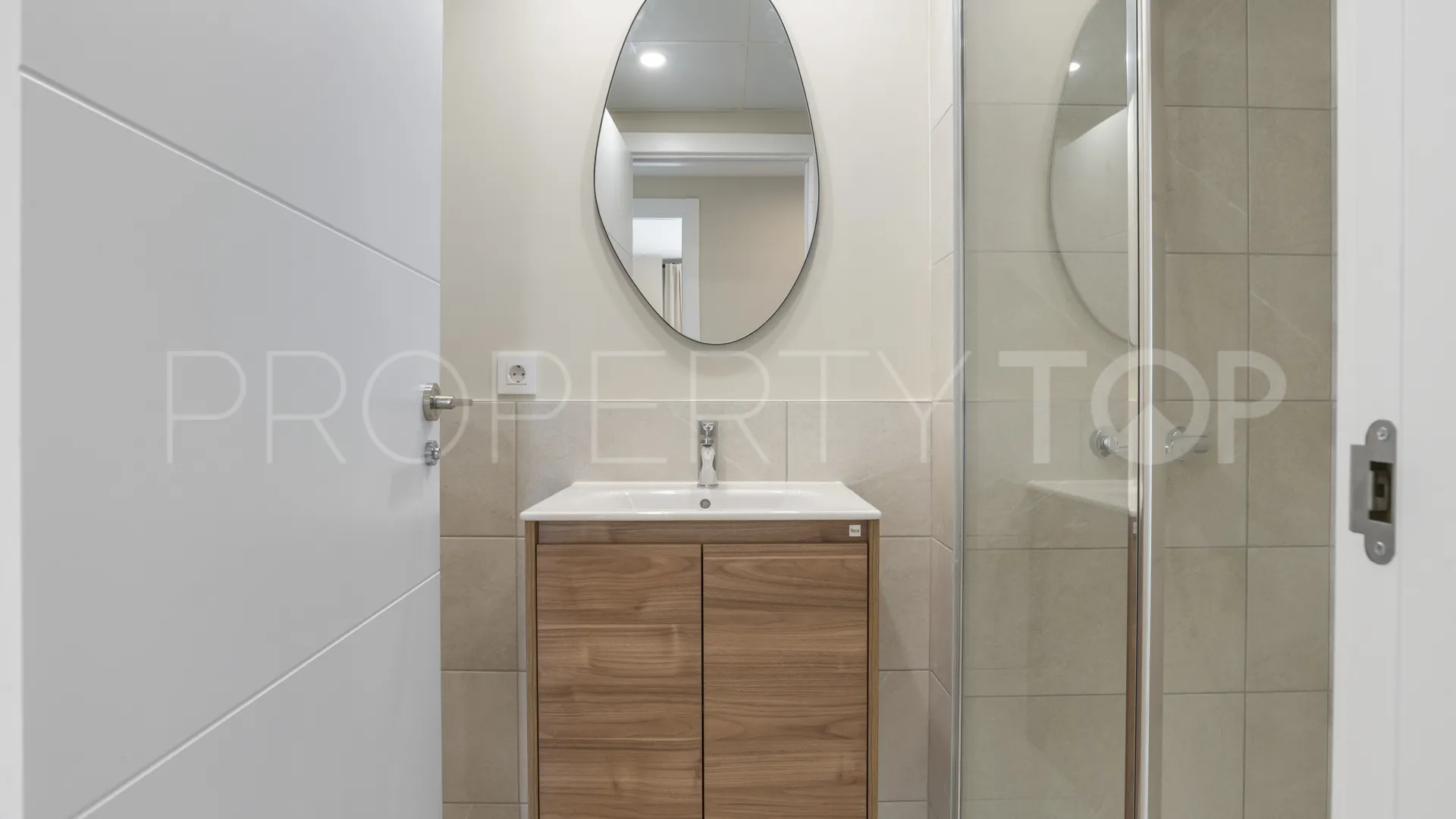 Apartamento en venta de 2 dormitorios en Mijas