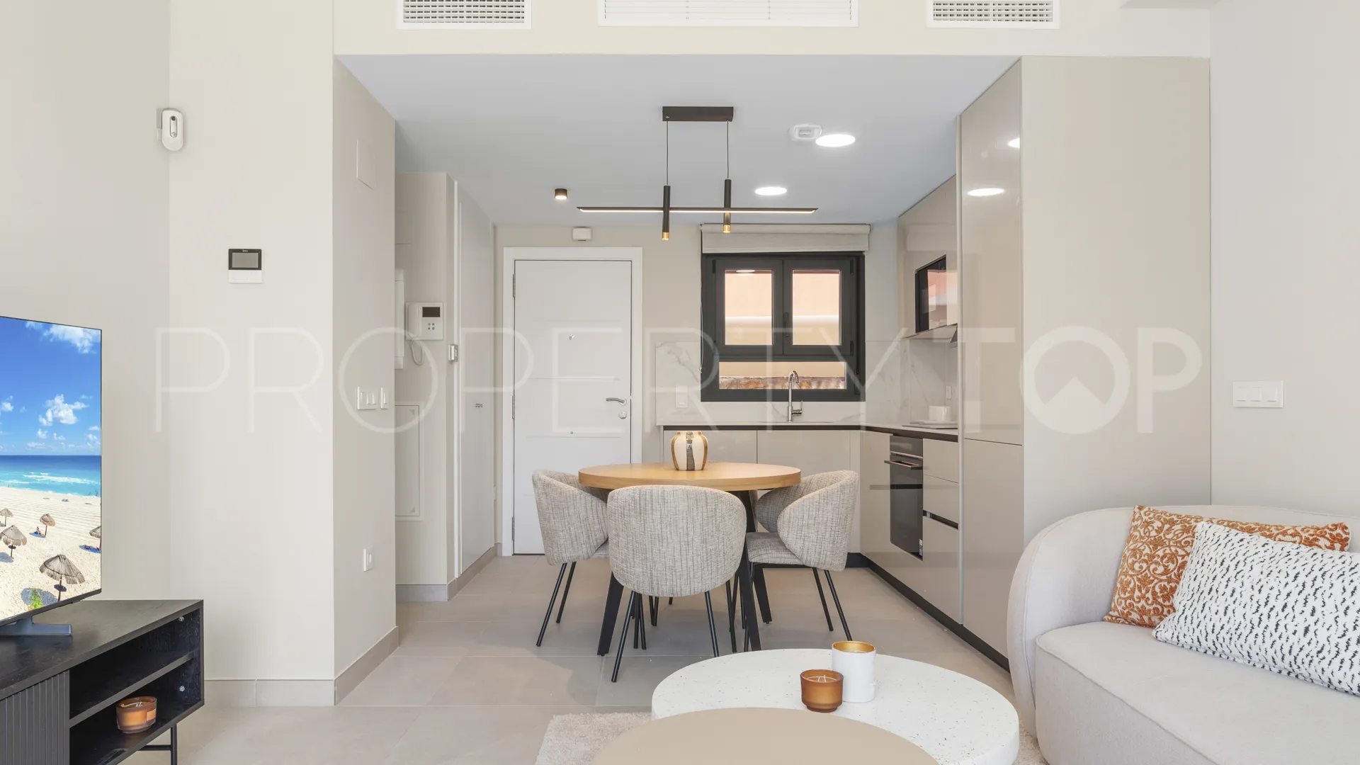 Apartamento en venta de 2 dormitorios en Mijas