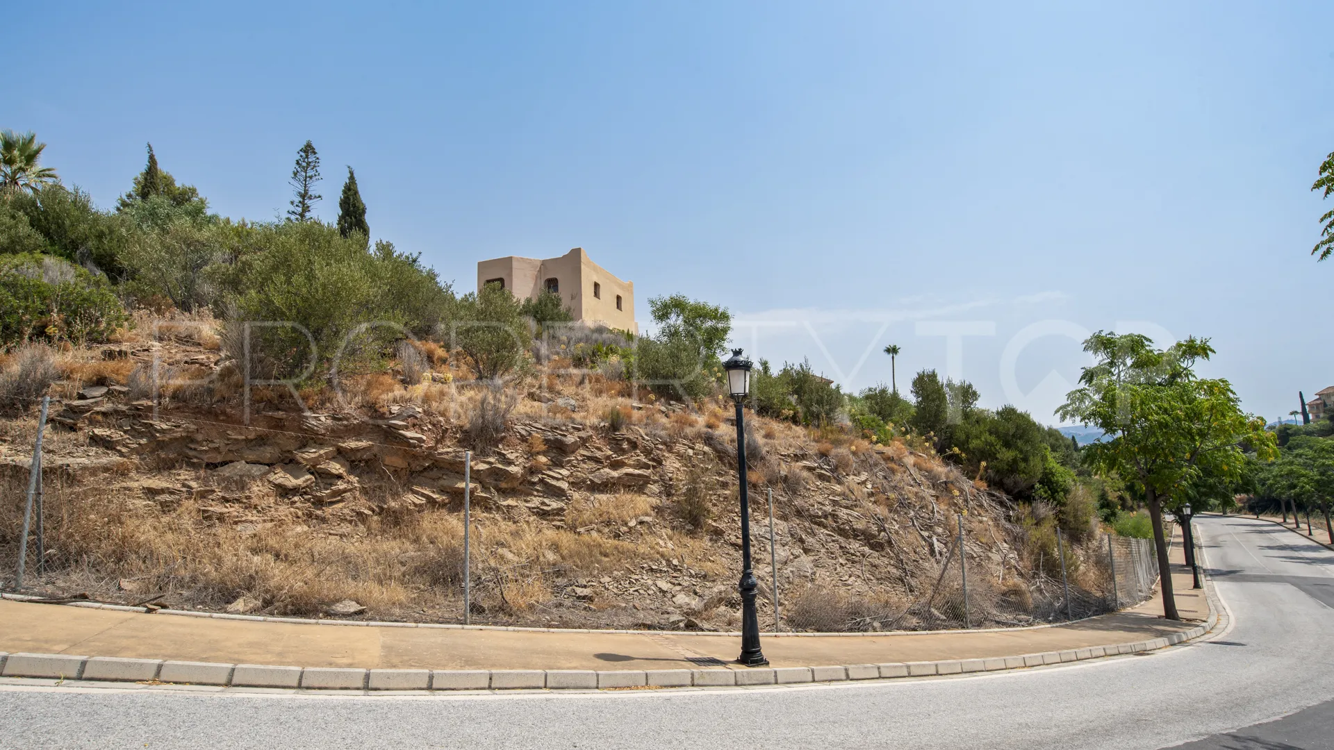 Comprar parcela en Elviria Hills