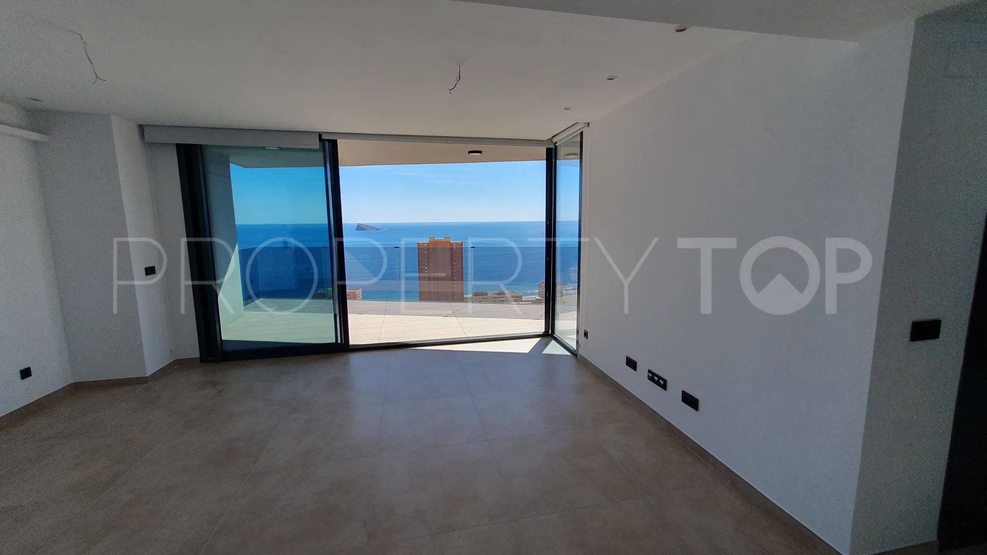 2 bedrooms apartment for sale in Playa de Poniente