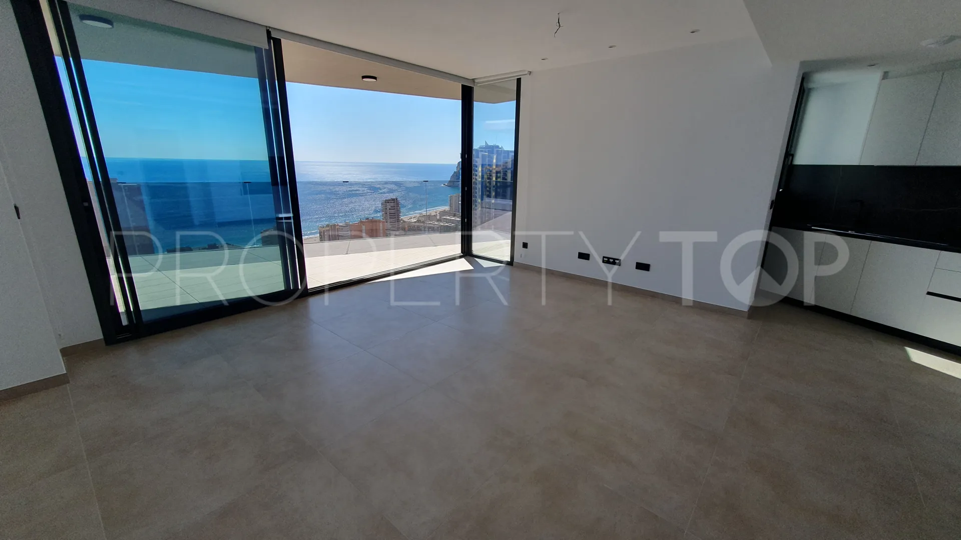 2 bedrooms apartment for sale in Playa de Poniente