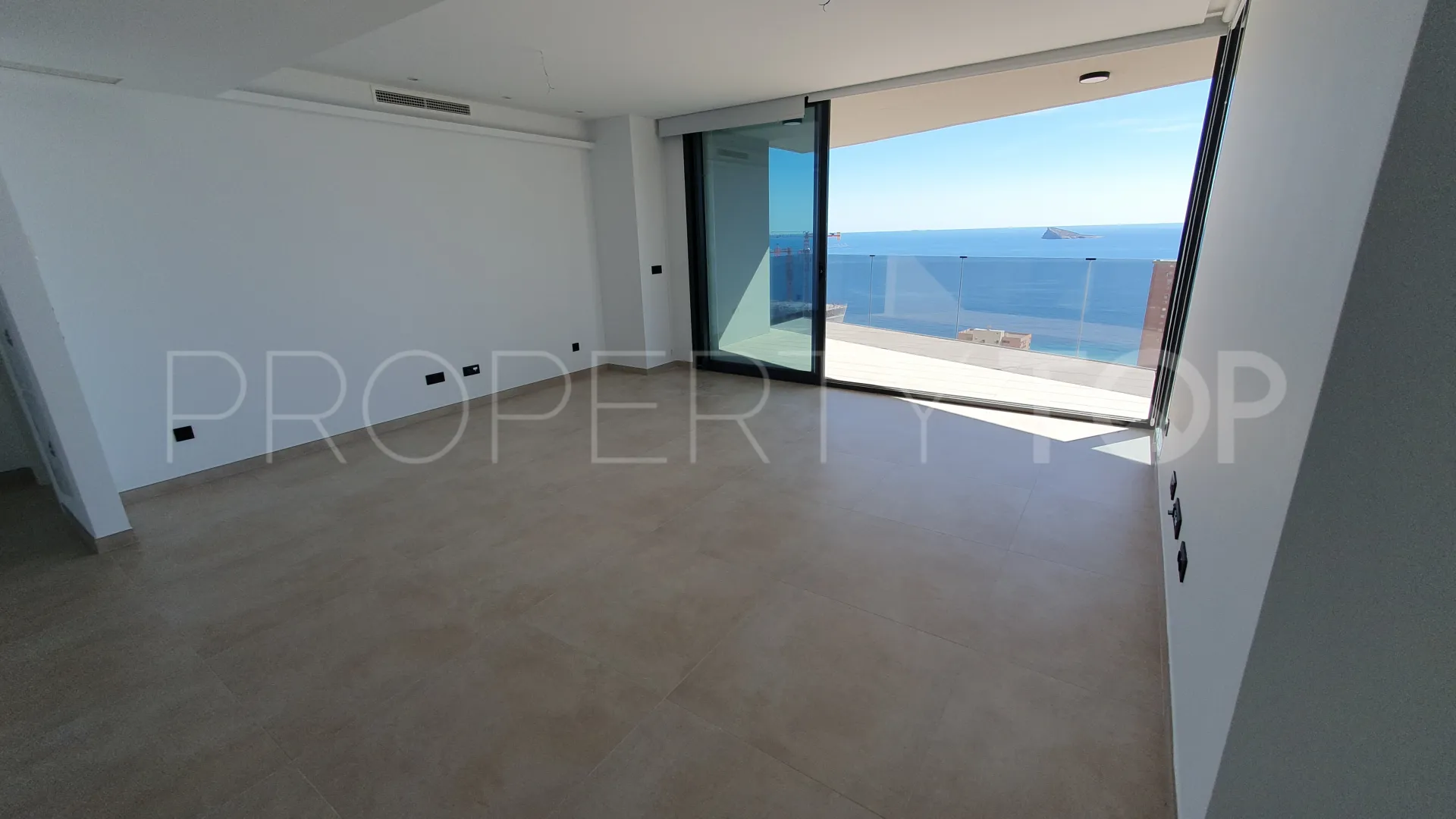 2 bedrooms apartment for sale in Playa de Poniente