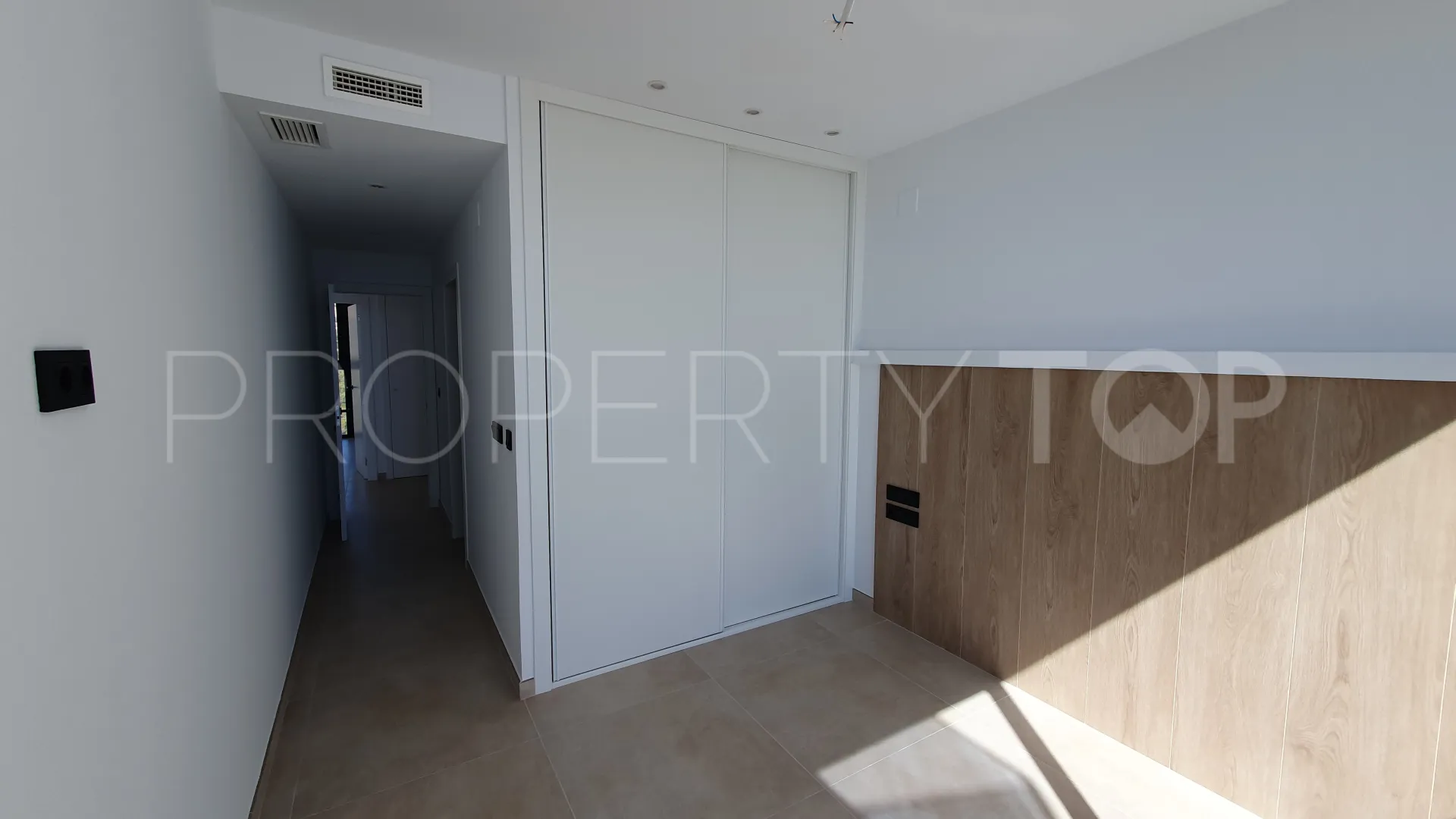 2 bedrooms apartment for sale in Playa de Poniente