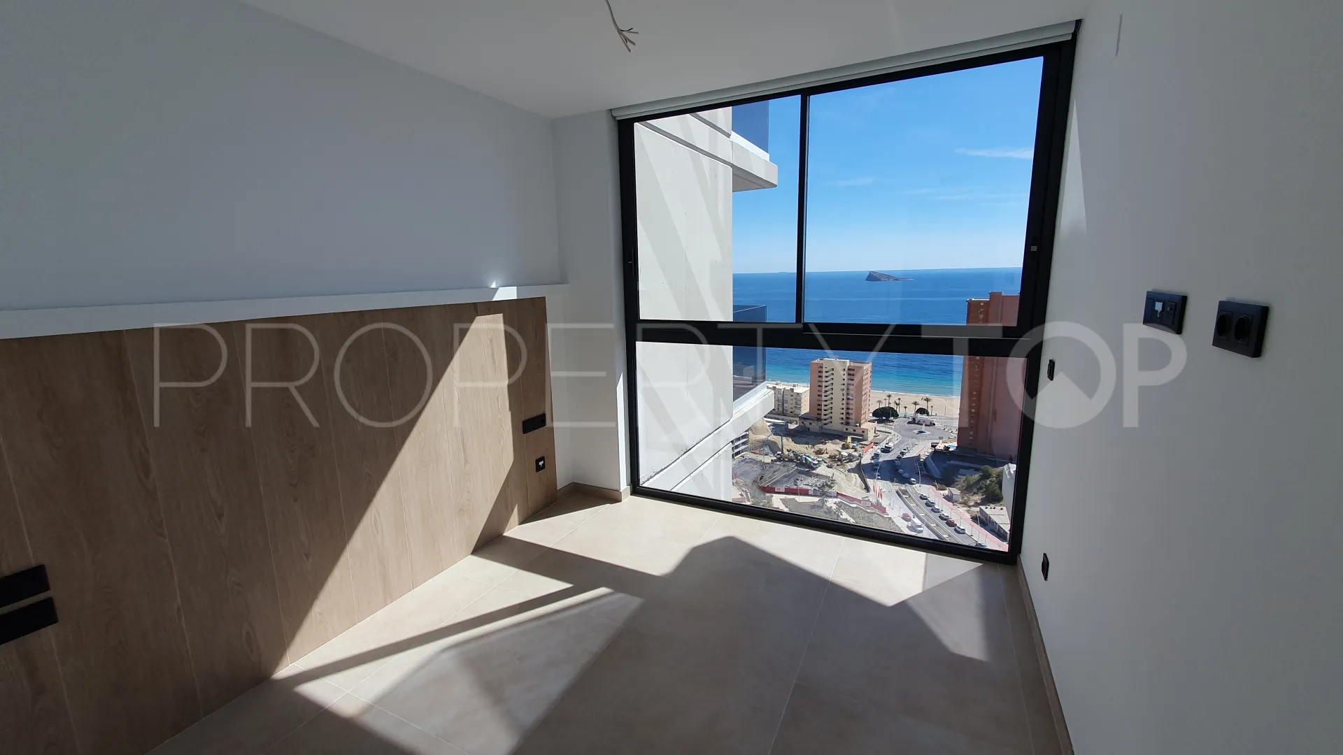 2 bedrooms apartment for sale in Playa de Poniente