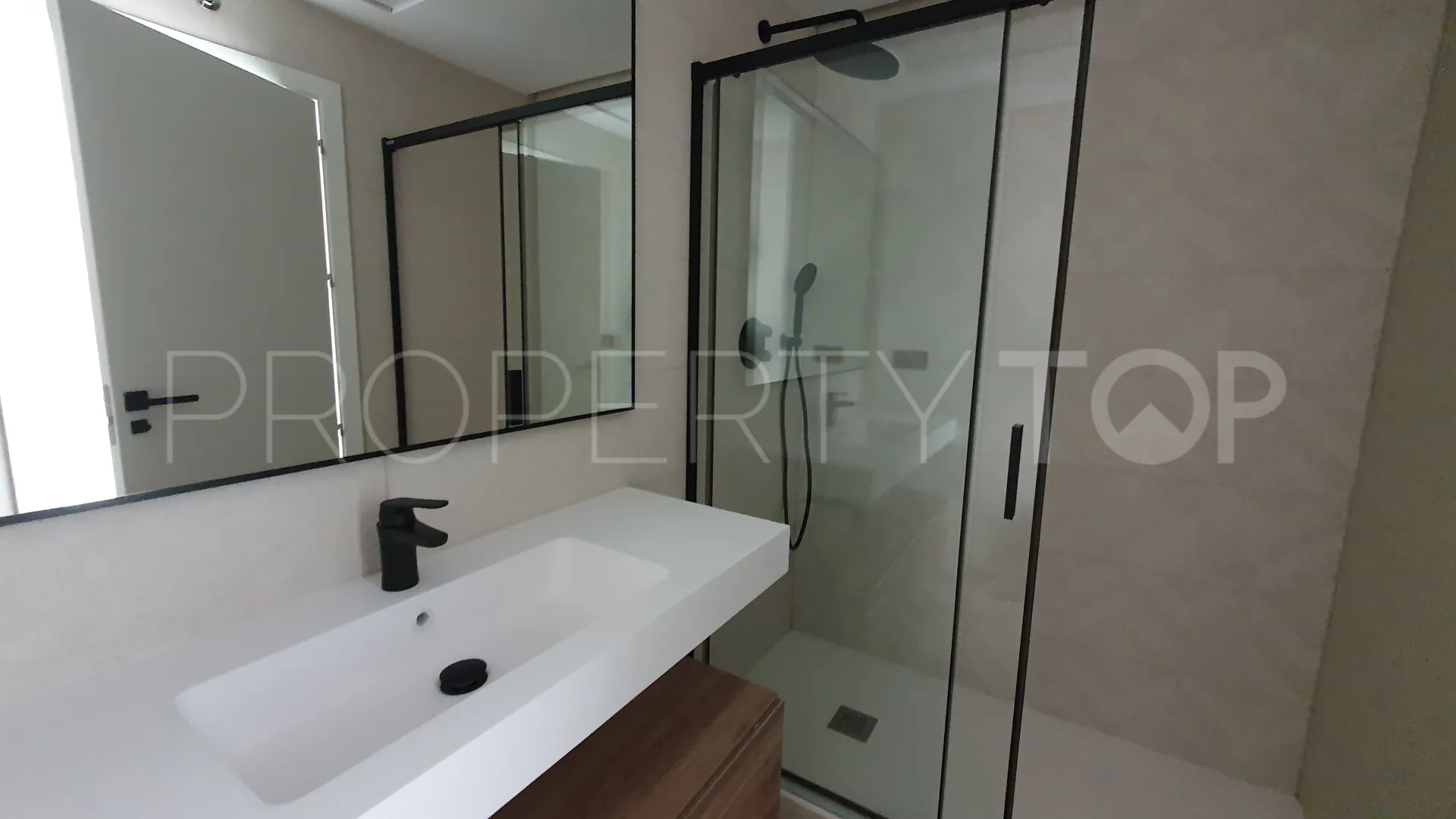 2 bedrooms apartment for sale in Playa de Poniente