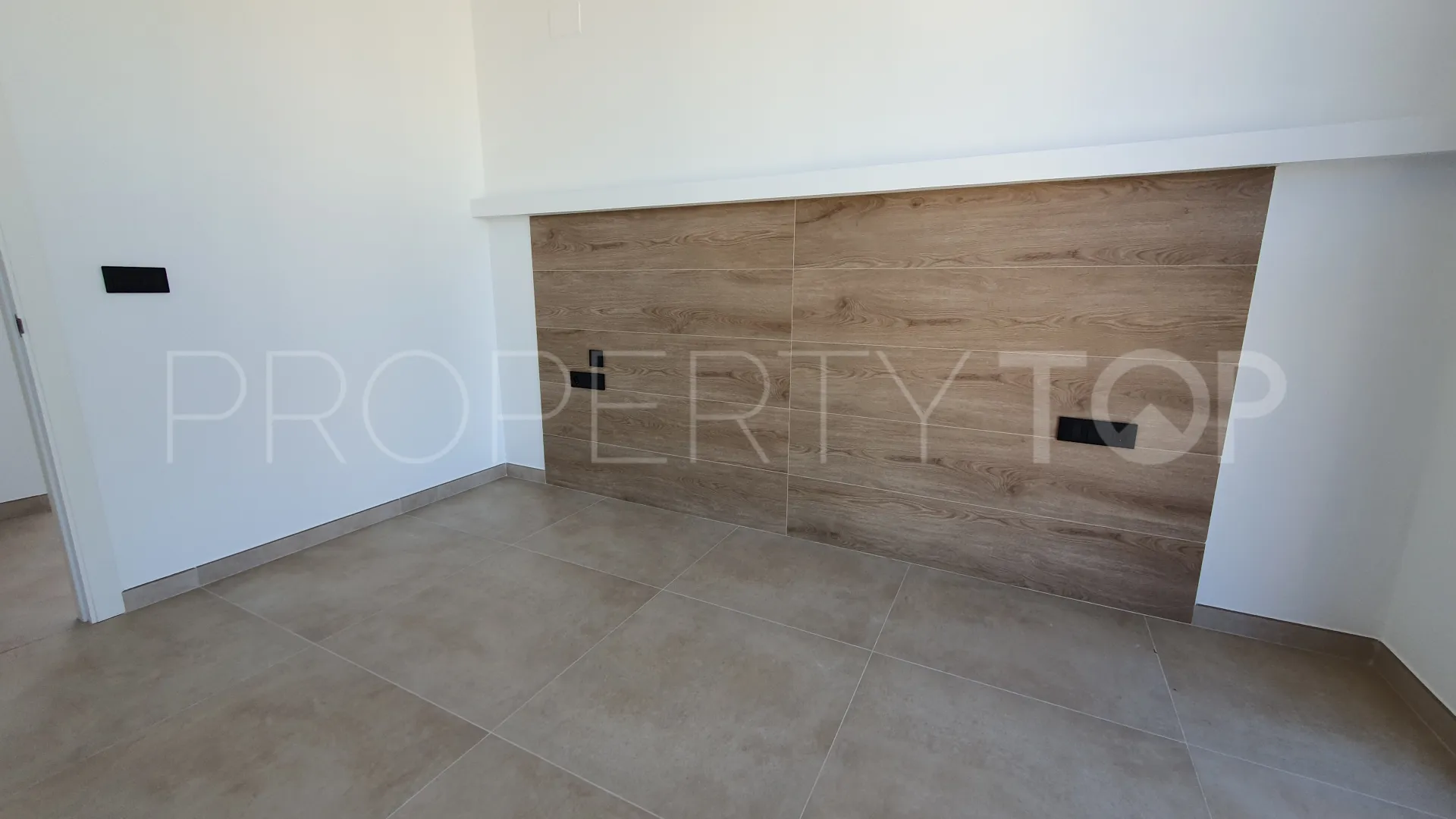2 bedrooms apartment for sale in Playa de Poniente