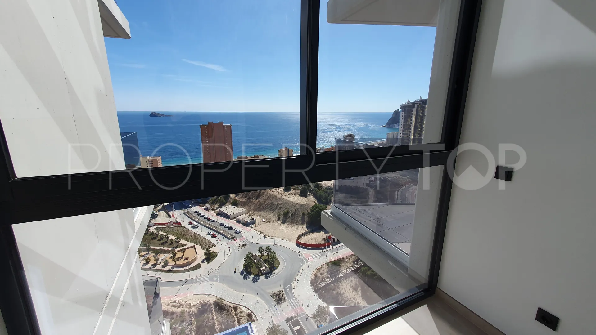 2 bedrooms apartment for sale in Playa de Poniente