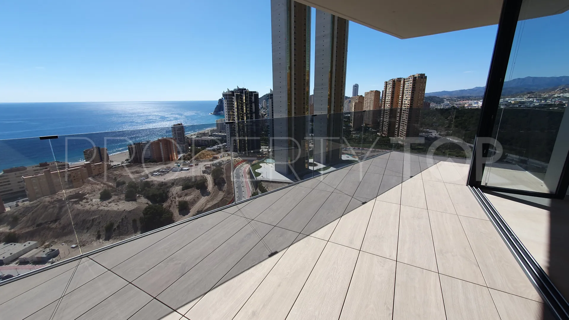 2 bedrooms apartment for sale in Playa de Poniente