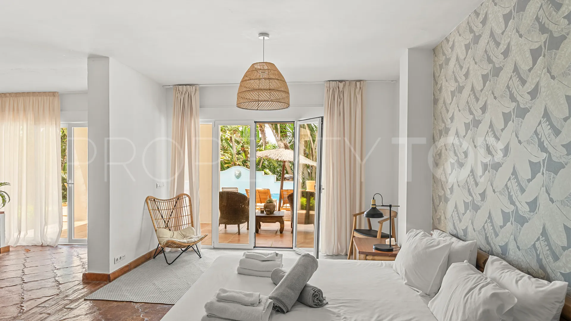 Villa de 8 dormitorios en venta en El Rosario