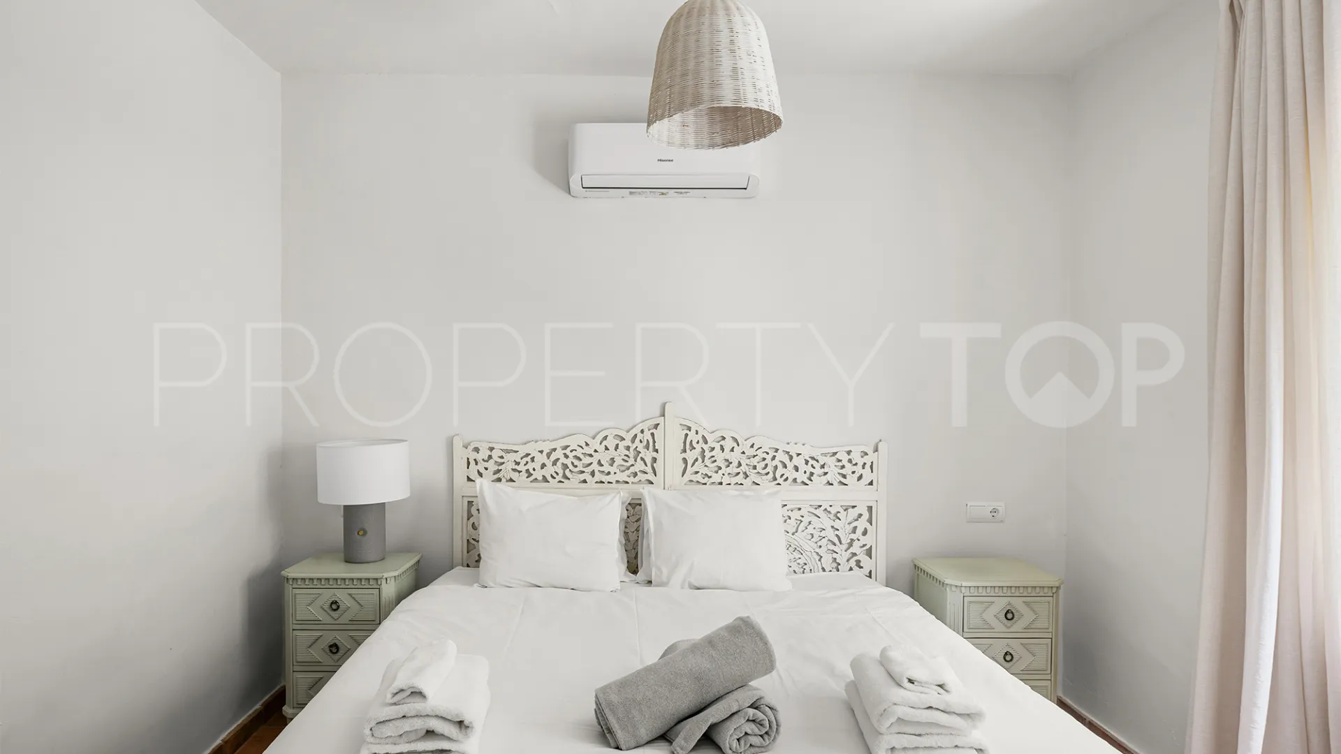Villa de 8 dormitorios en venta en El Rosario