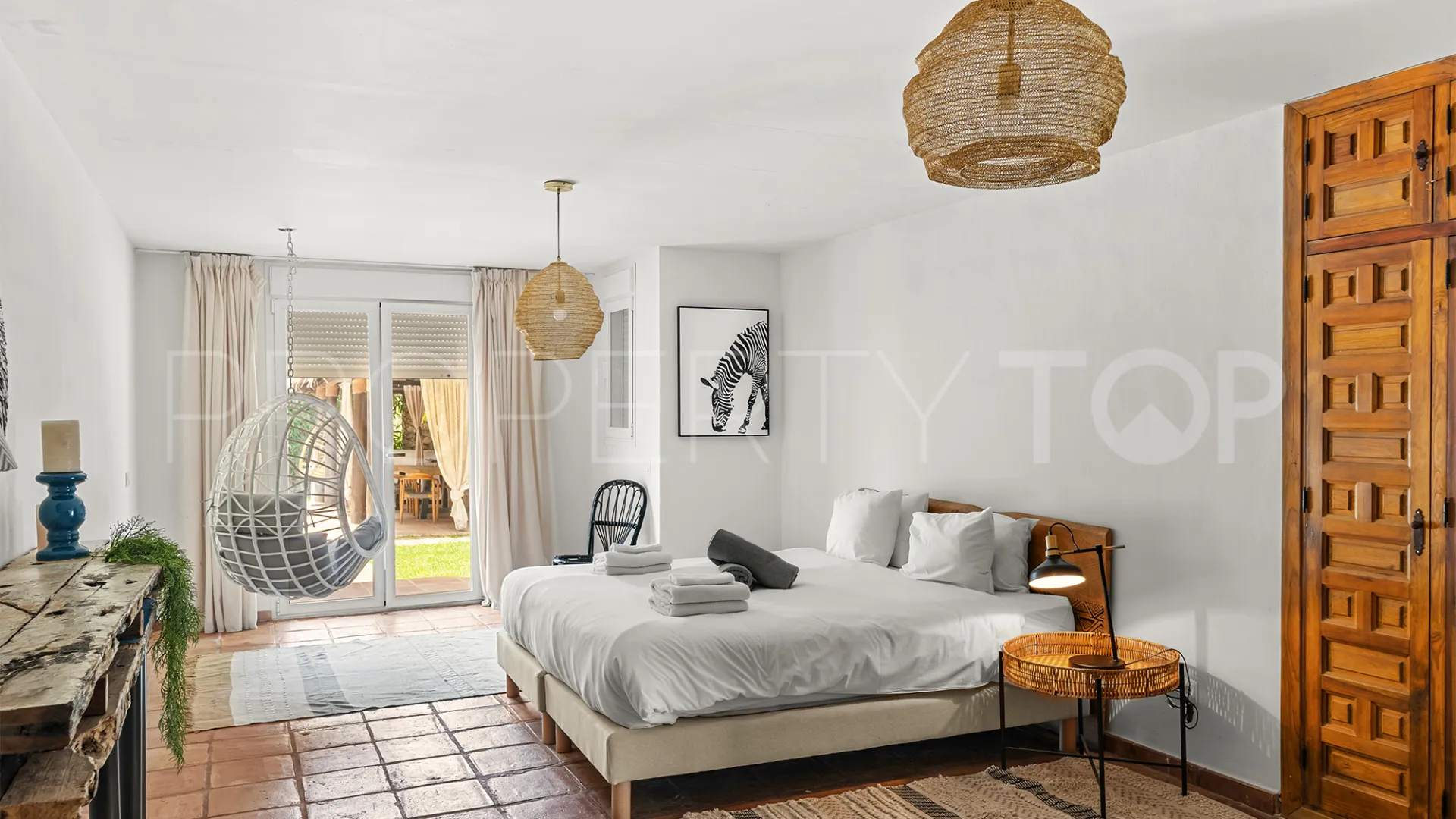 Villa de 8 dormitorios en venta en El Rosario
