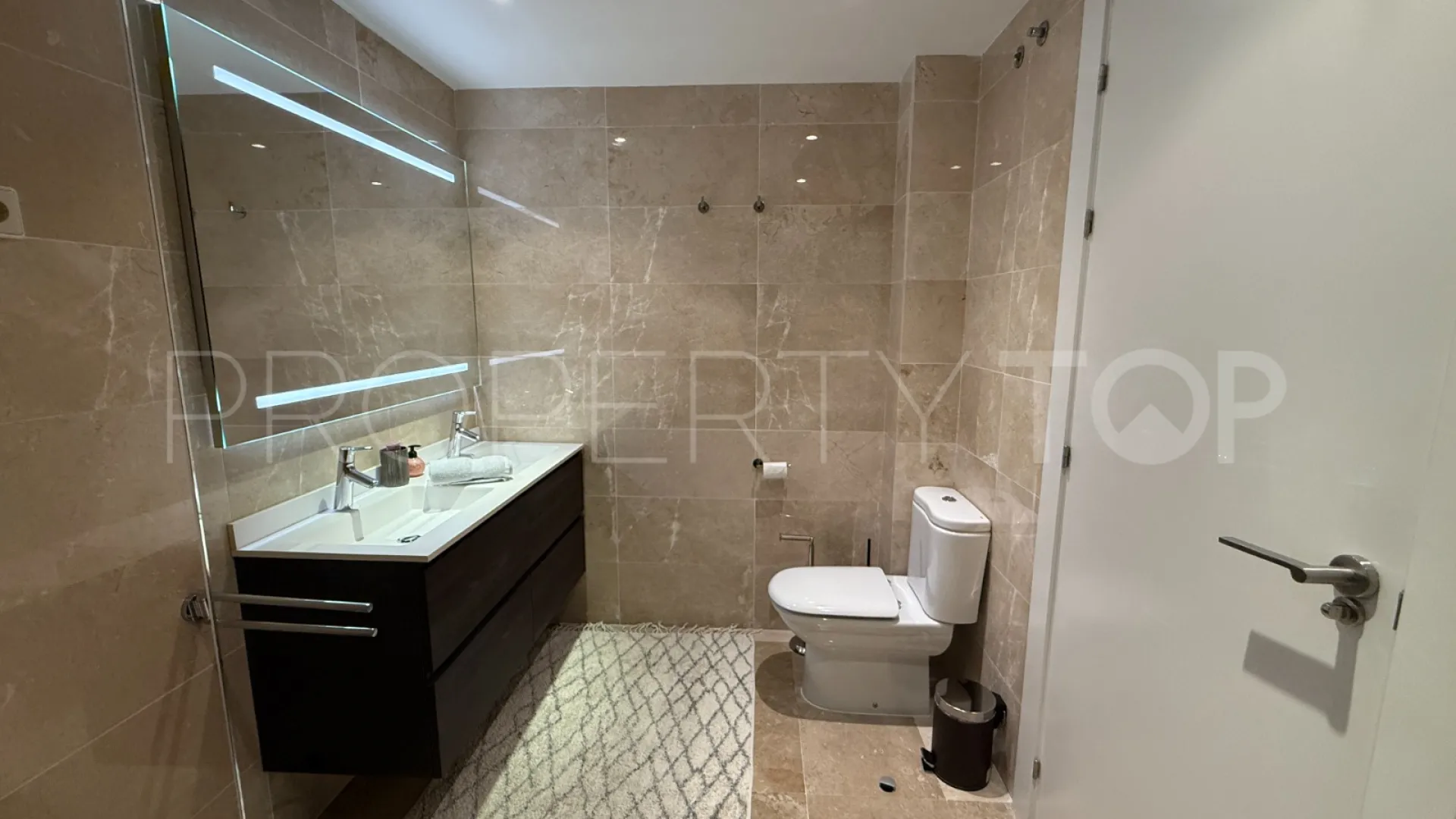Apartment for sale in La Mairena