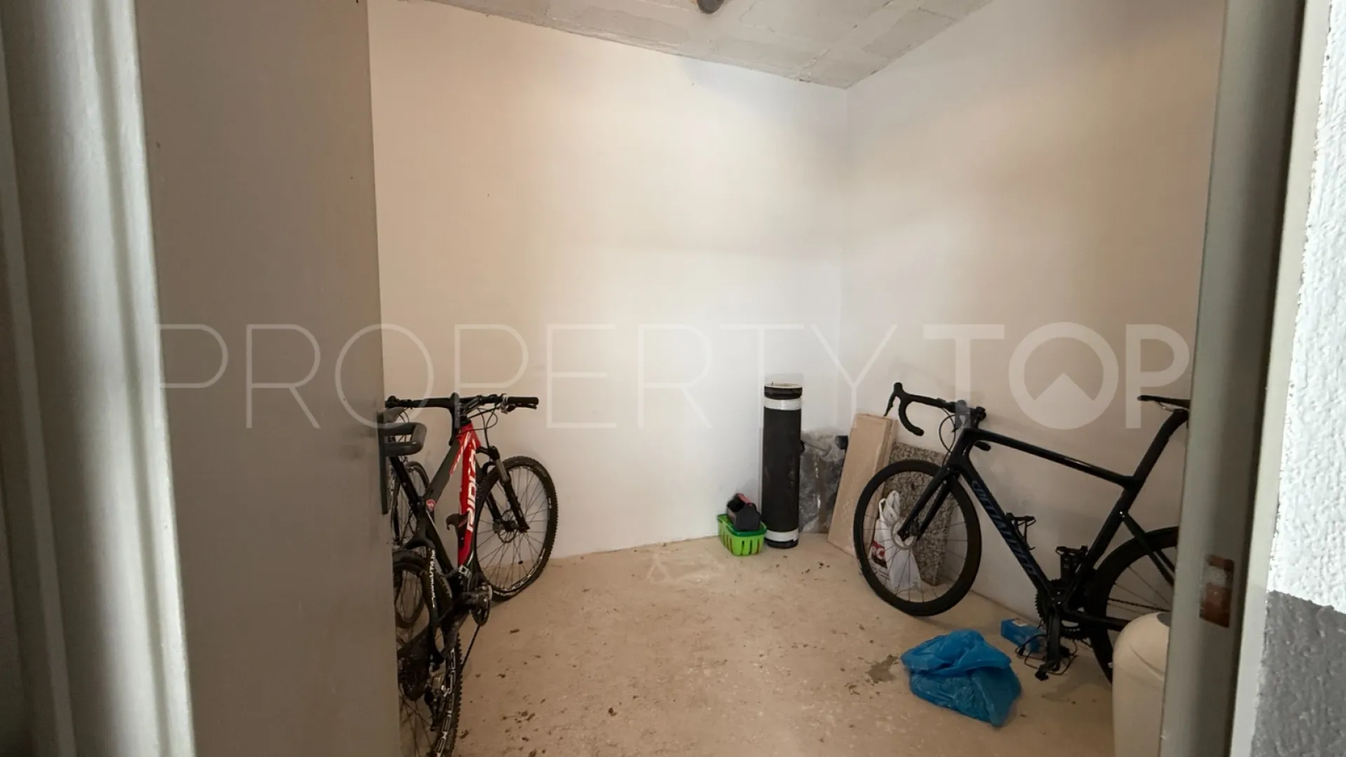 Apartment for sale in La Mairena