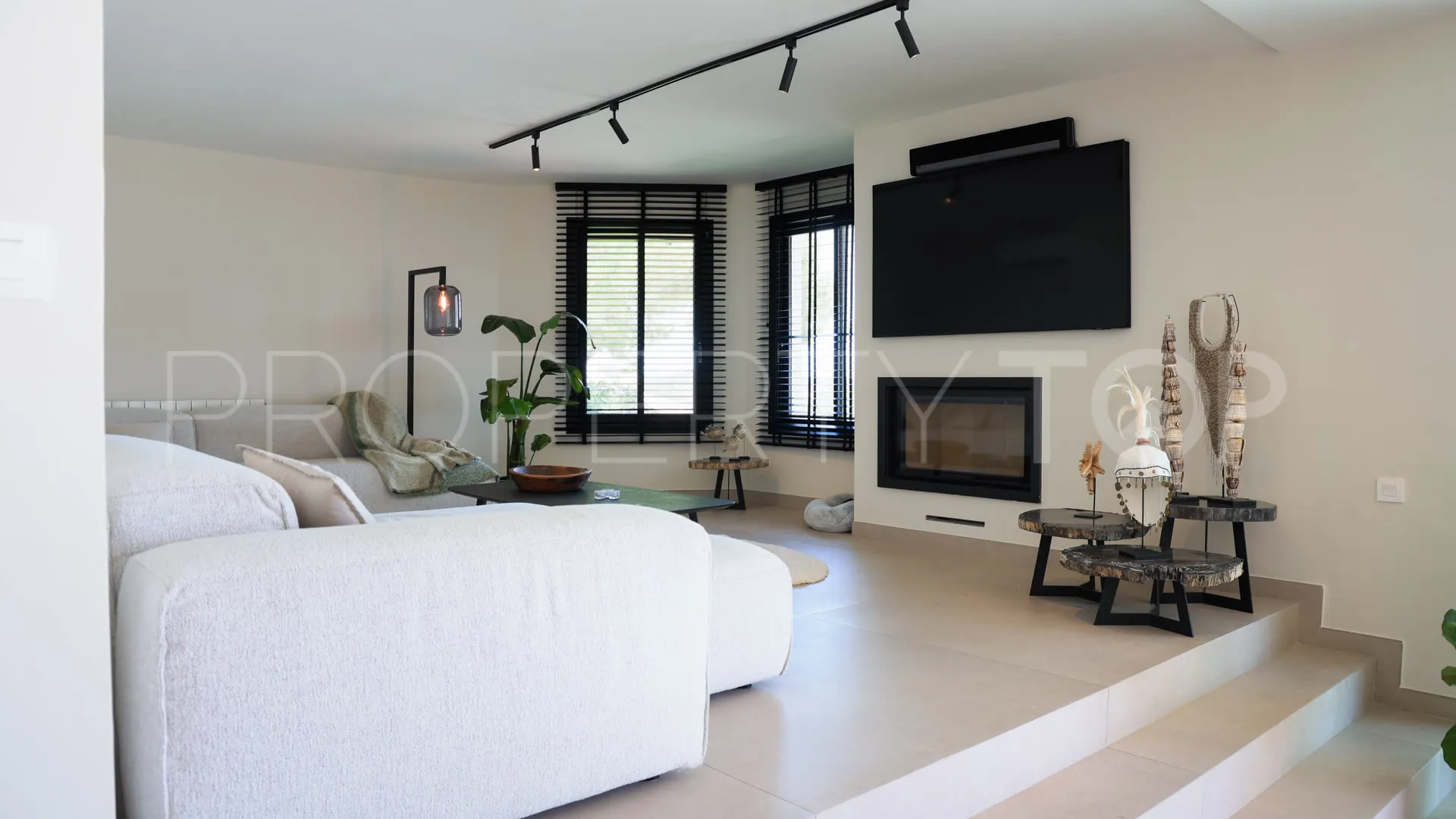 Hacienda las Chapas, villa en venta con 6 dormitorios