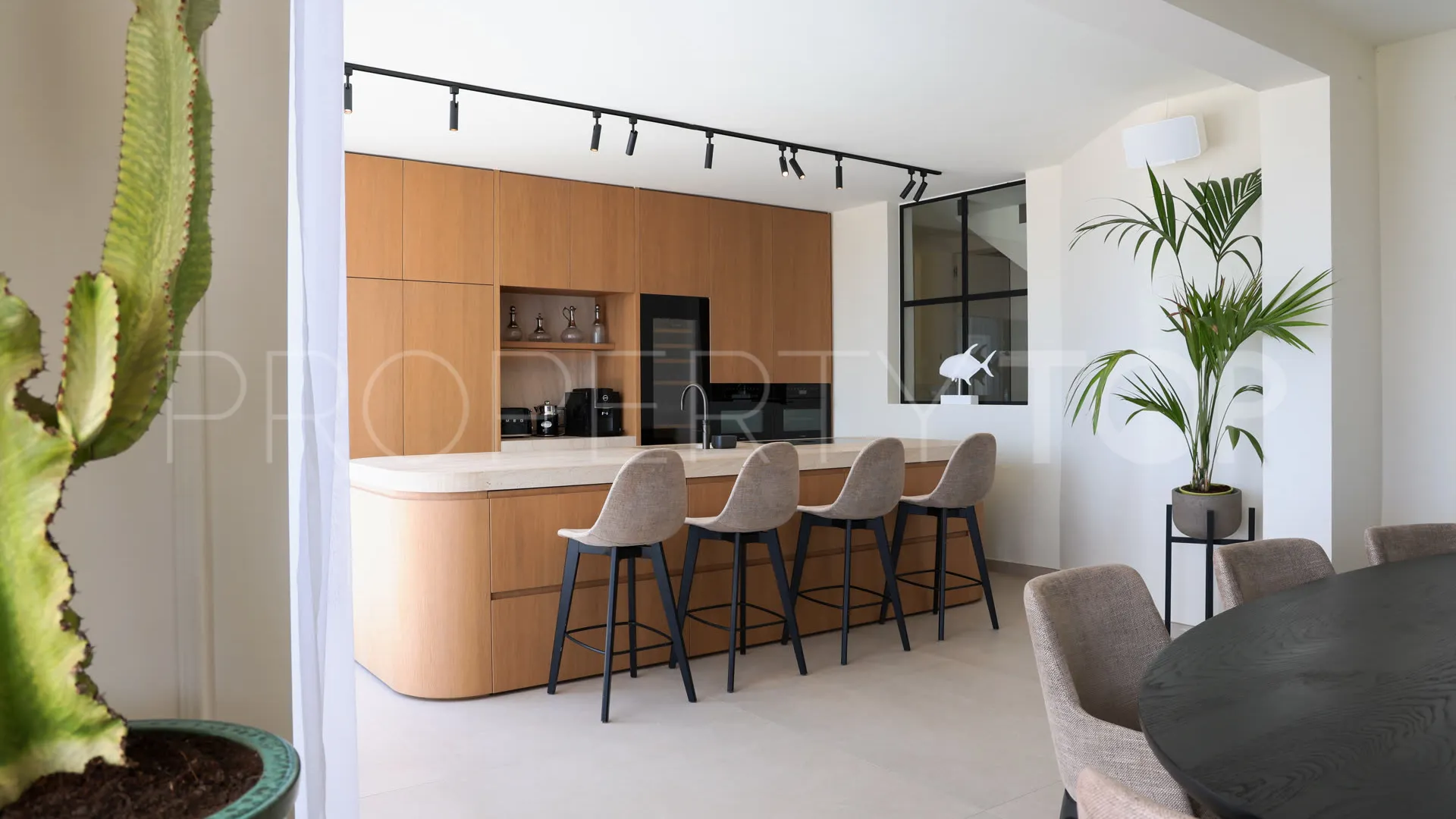 Hacienda las Chapas, villa en venta con 6 dormitorios