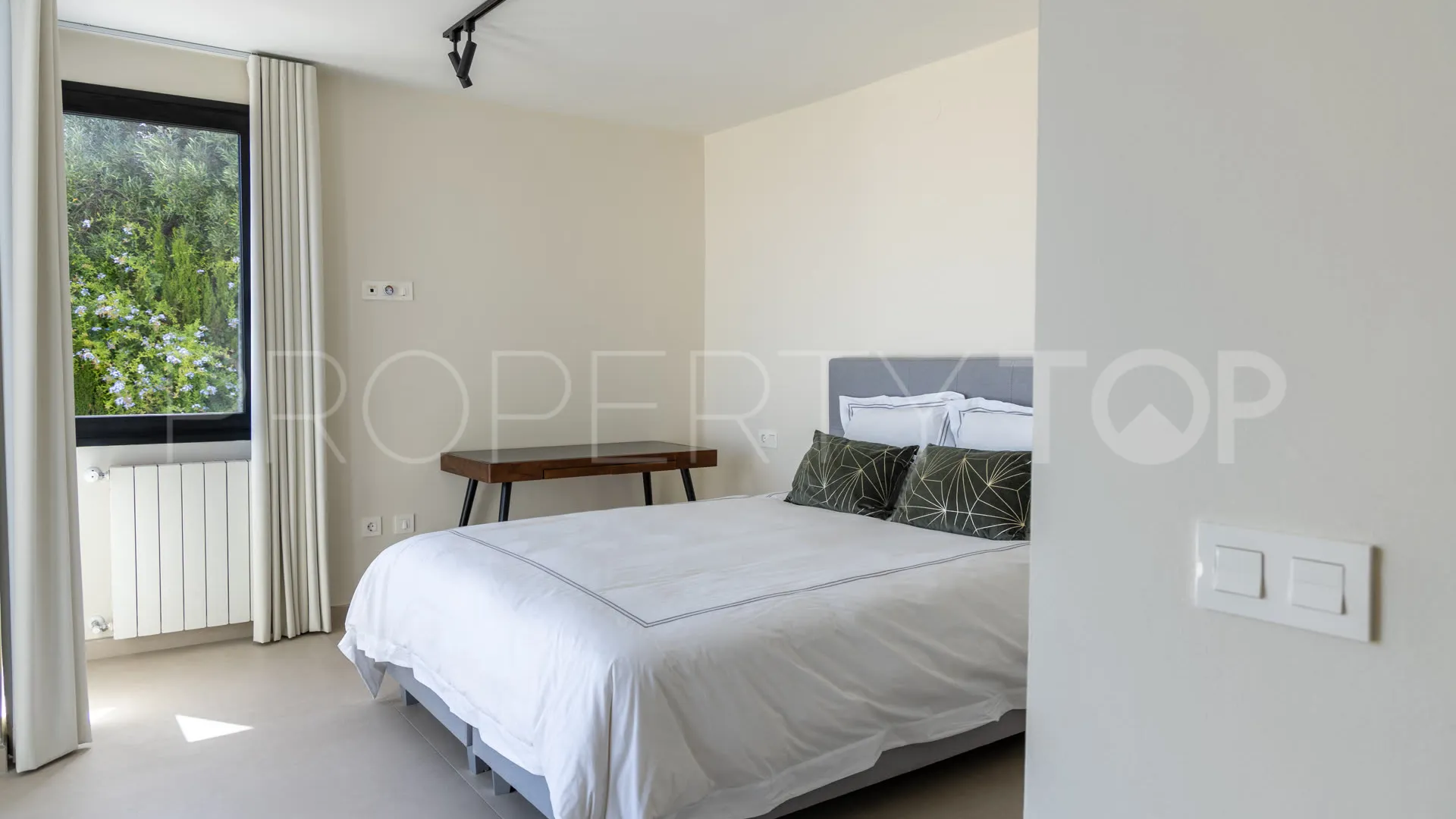 Hacienda las Chapas, villa en venta con 6 dormitorios