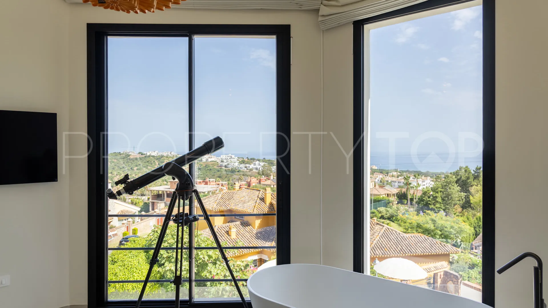 Hacienda las Chapas, villa en venta con 6 dormitorios