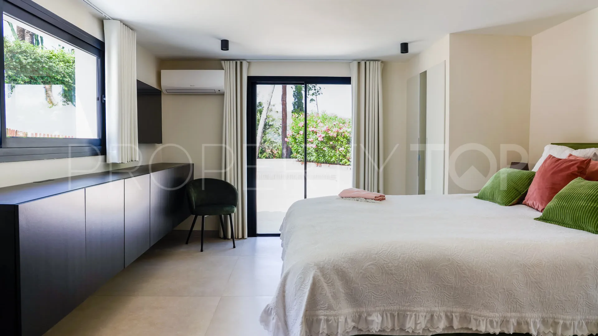 Hacienda las Chapas, villa en venta con 6 dormitorios