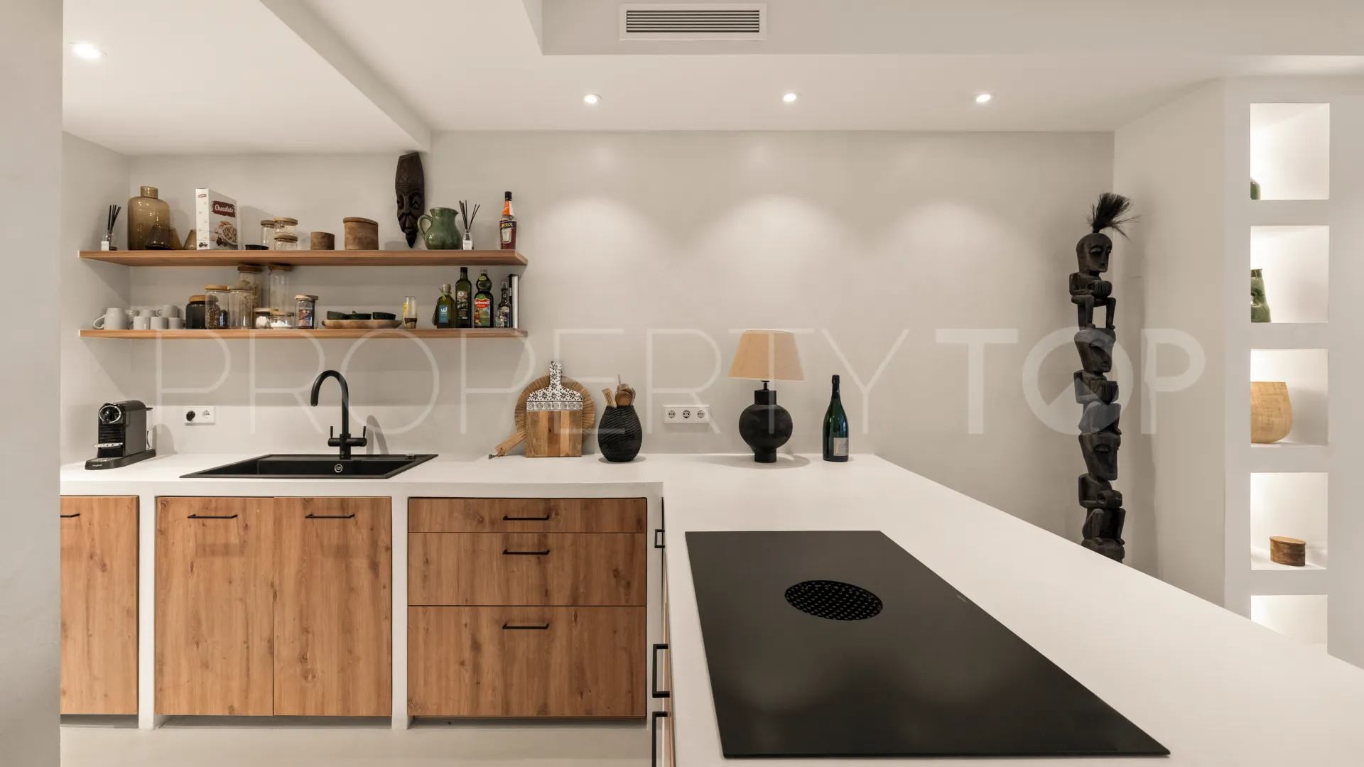 Buy town house in Altos de Puente Romano
