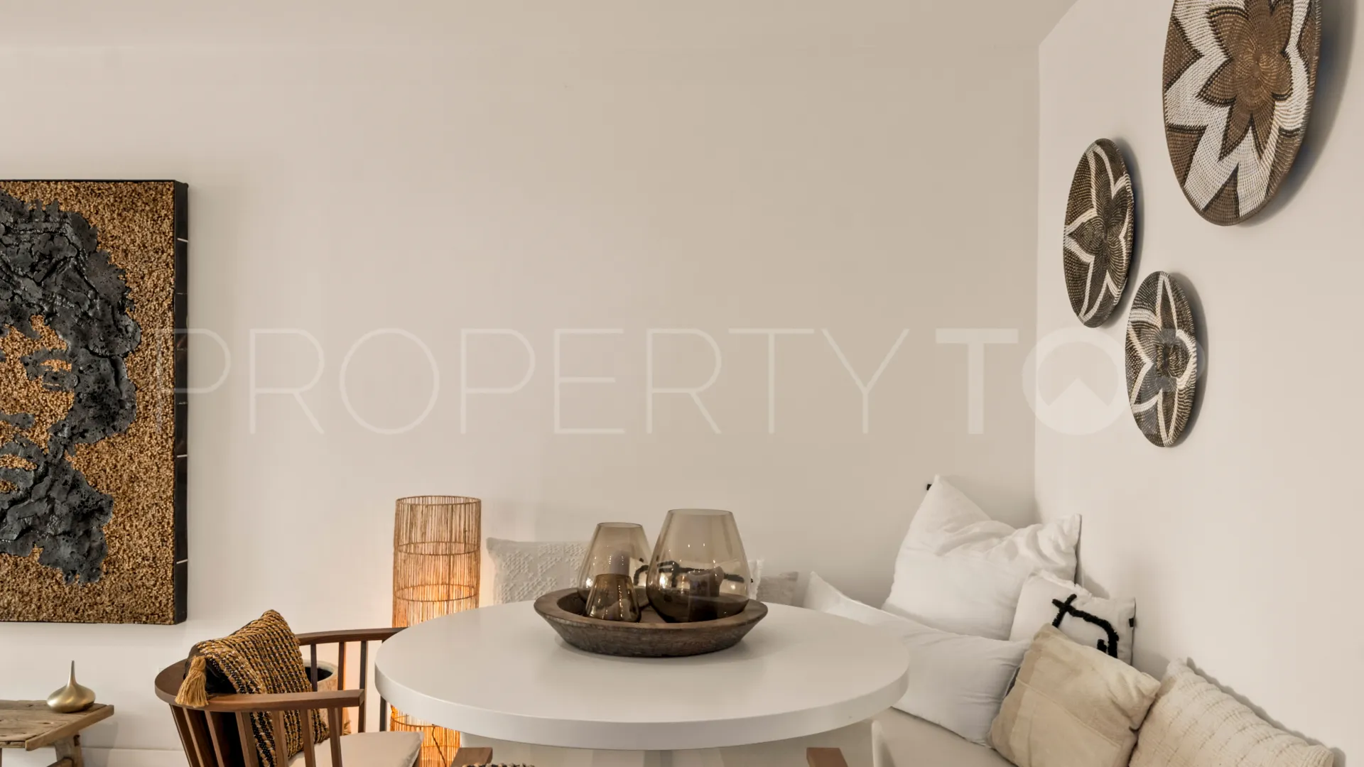 Buy town house in Altos de Puente Romano