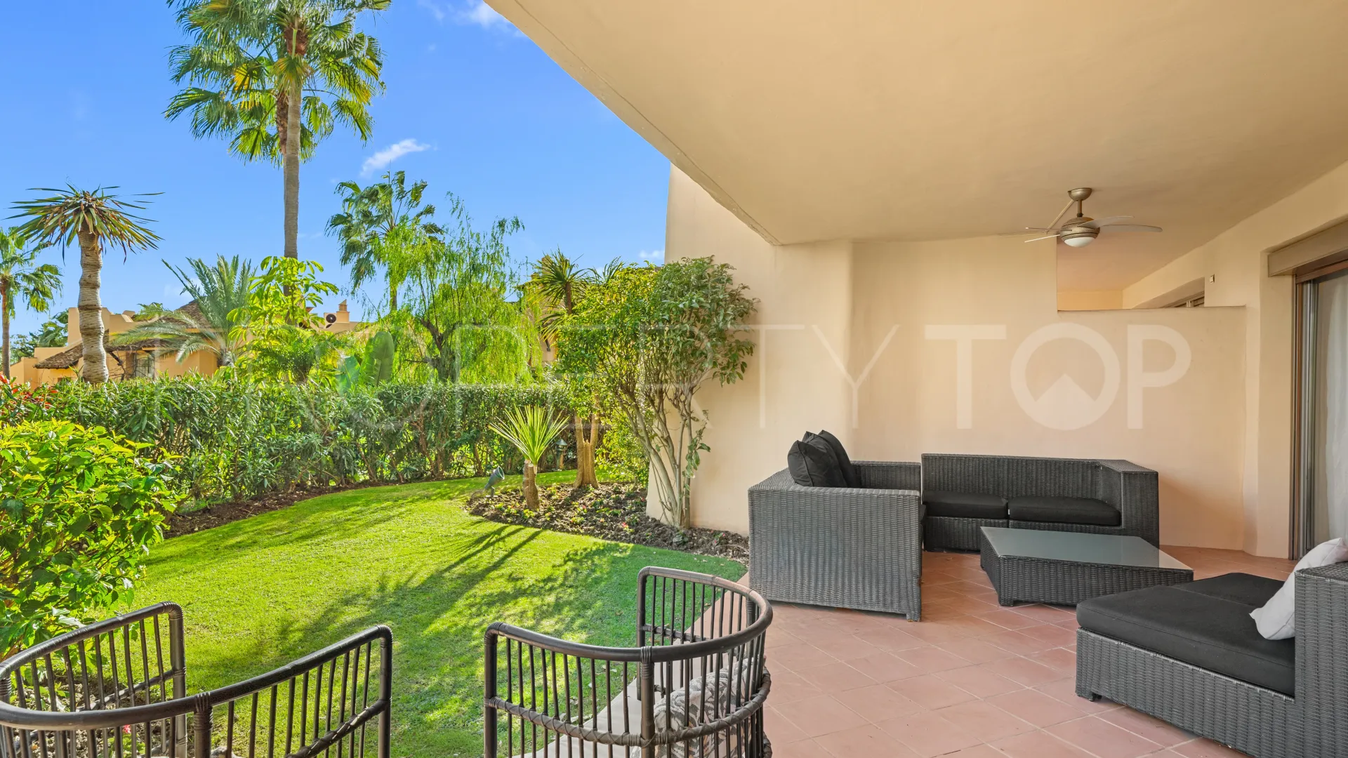 Apartment for sale in Marbella Golden Mile