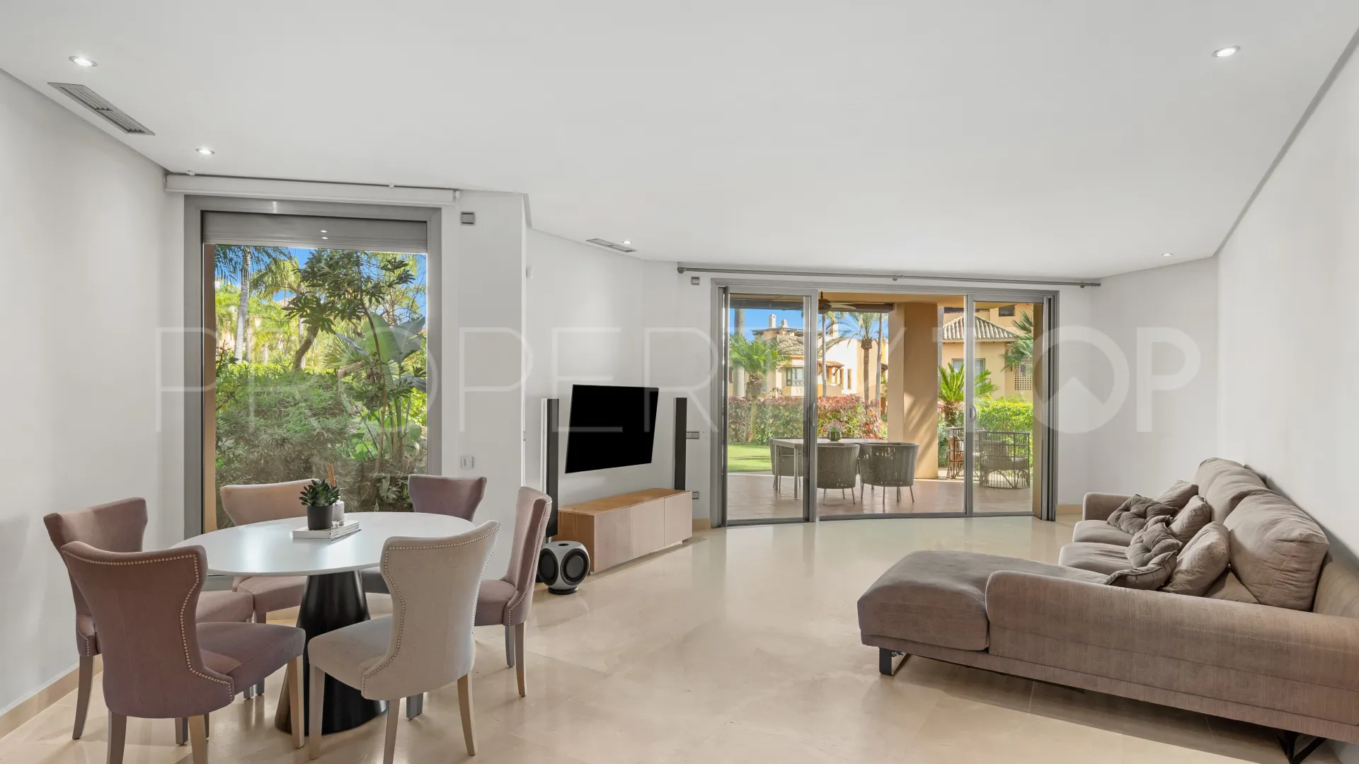 Apartment for sale in Marbella Golden Mile