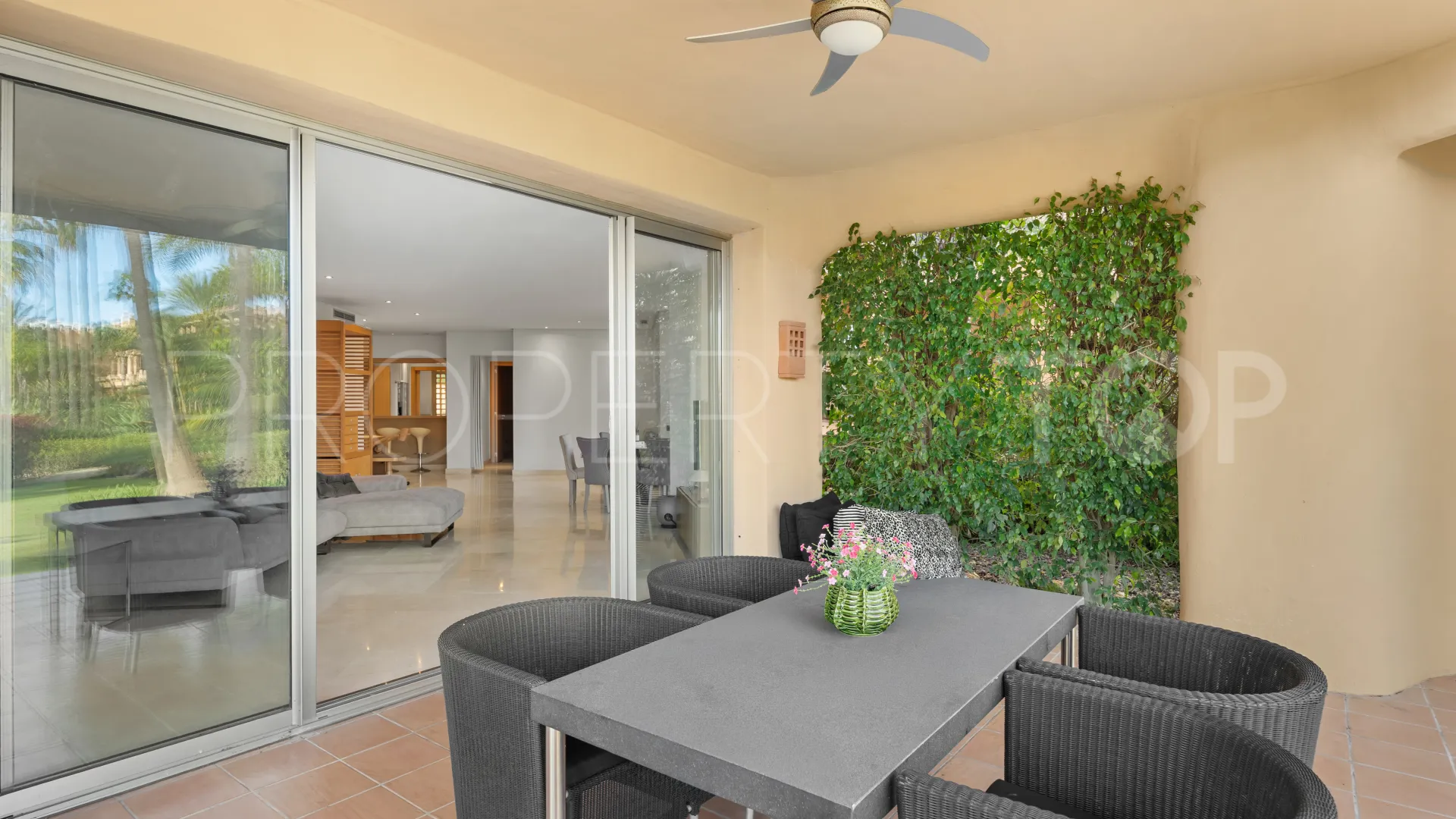 Apartment for sale in Marbella Golden Mile
