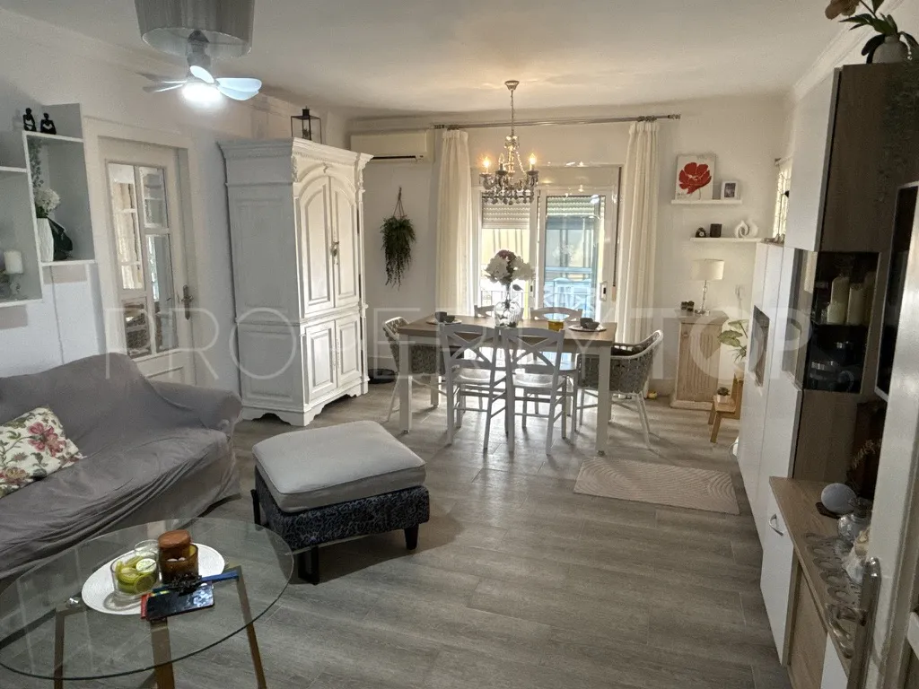 3 bedrooms apartment in Estepona Town for sale