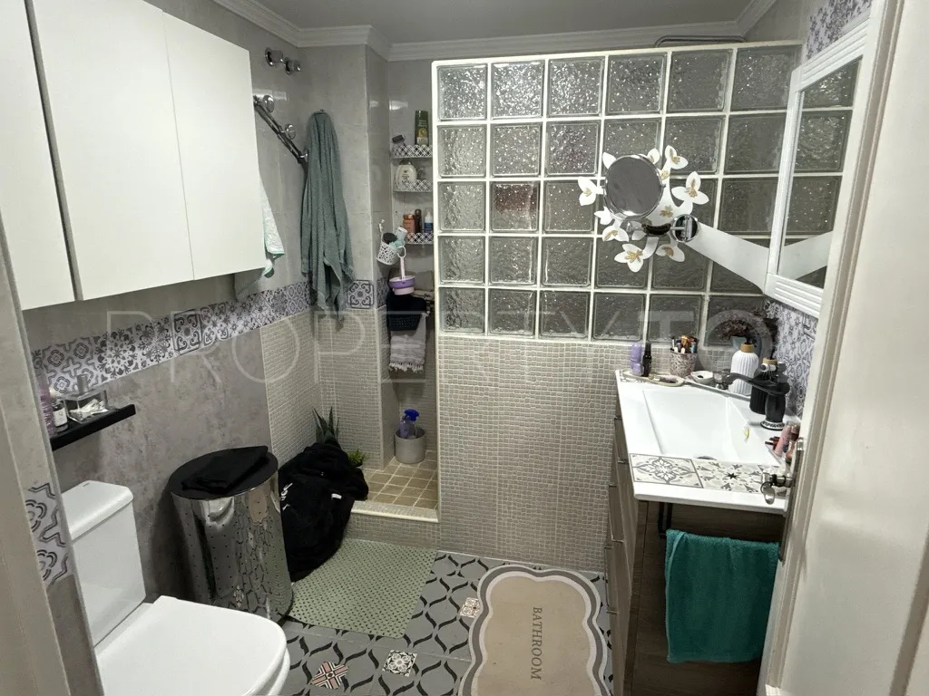 3 bedrooms apartment in Estepona Town for sale