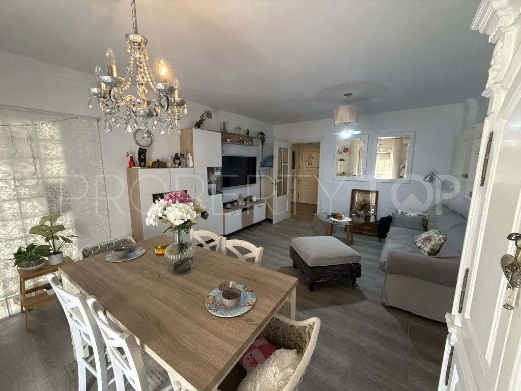 3 bedrooms apartment in Estepona Town for sale