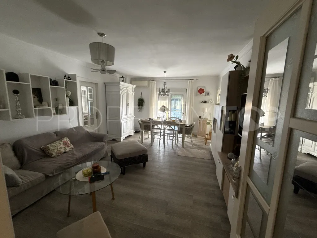 3 bedrooms apartment in Estepona Town for sale