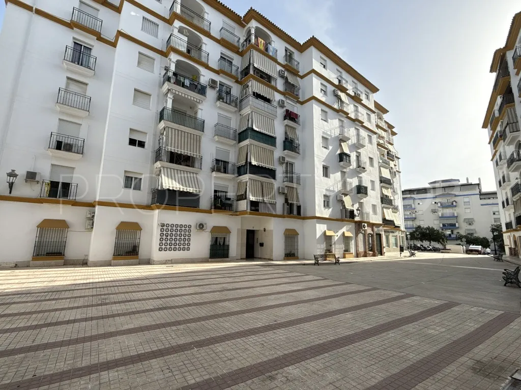 3 bedrooms apartment in Estepona Town for sale