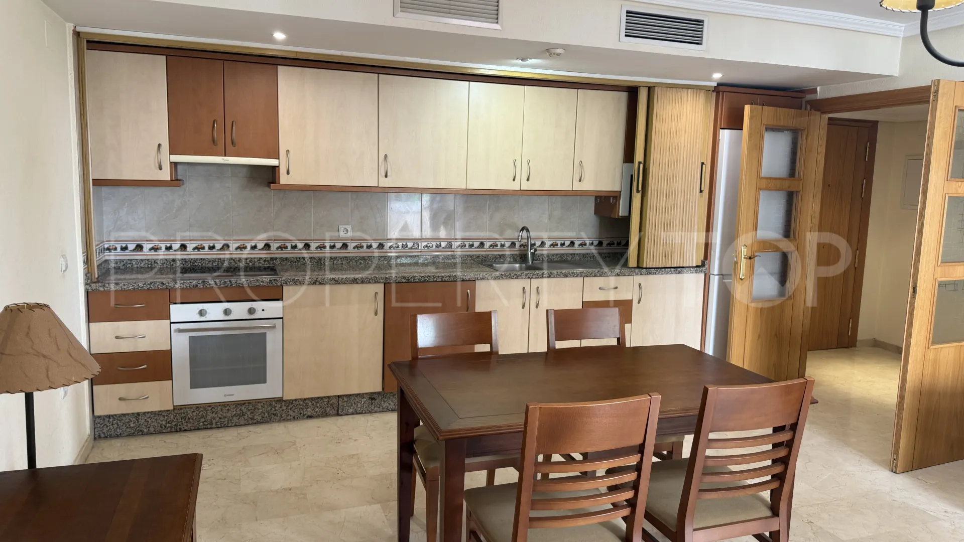 Ático con 2 dormitorios a la venta en Torrequebrada