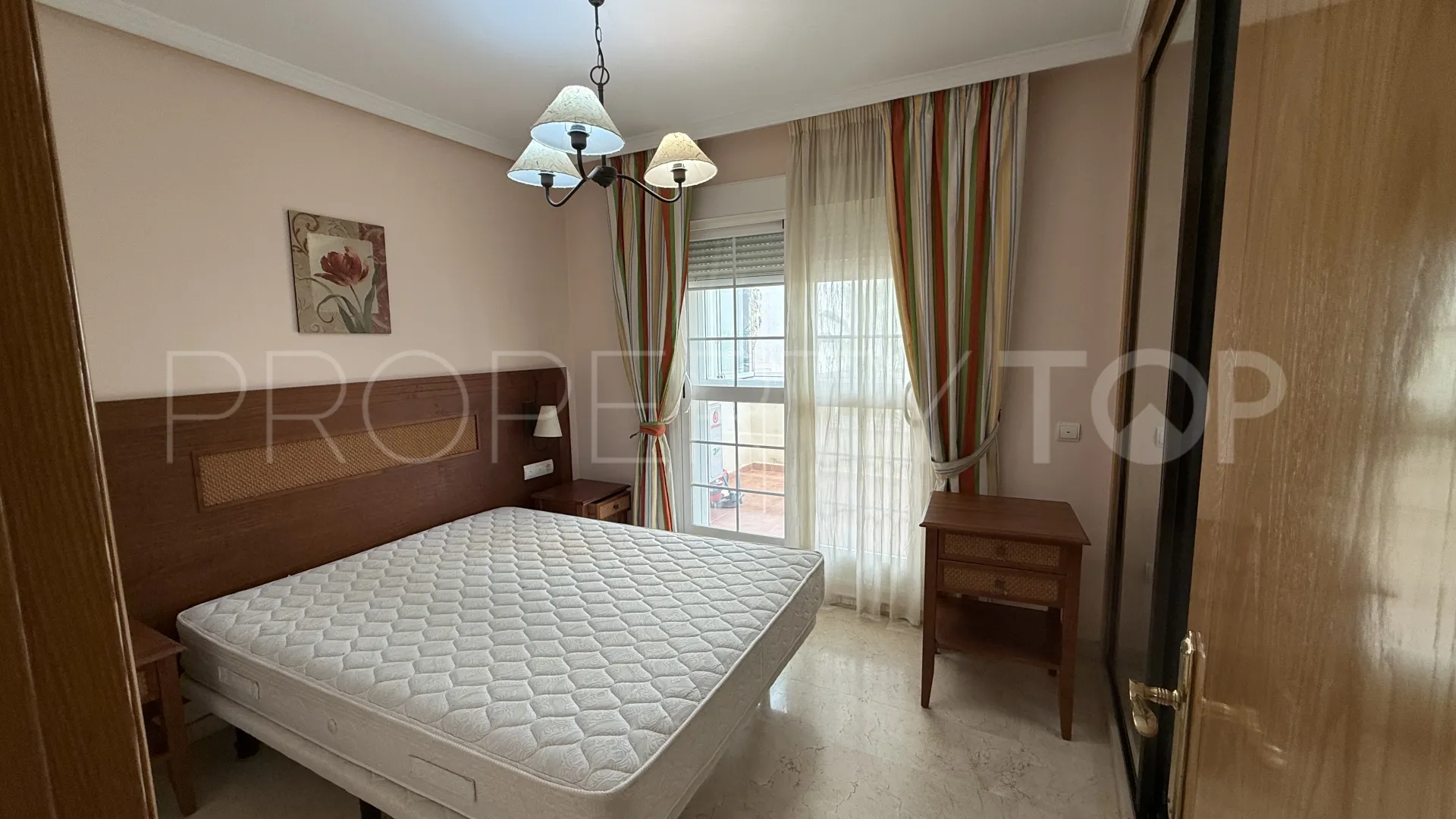 Ático con 2 dormitorios a la venta en Torrequebrada