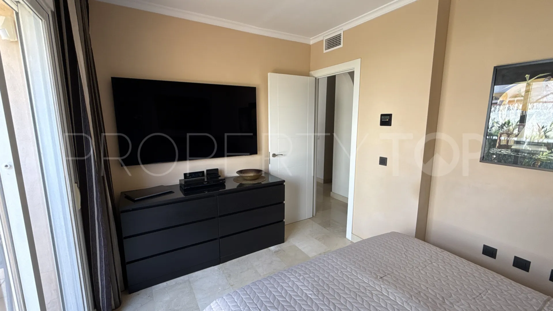 Atico duplex con 2 dormitorios en venta en Montealto